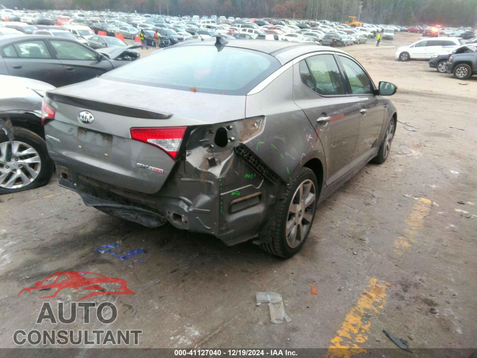 KIA OPTIMA 2013 - 5XXGR4A6XDG103199