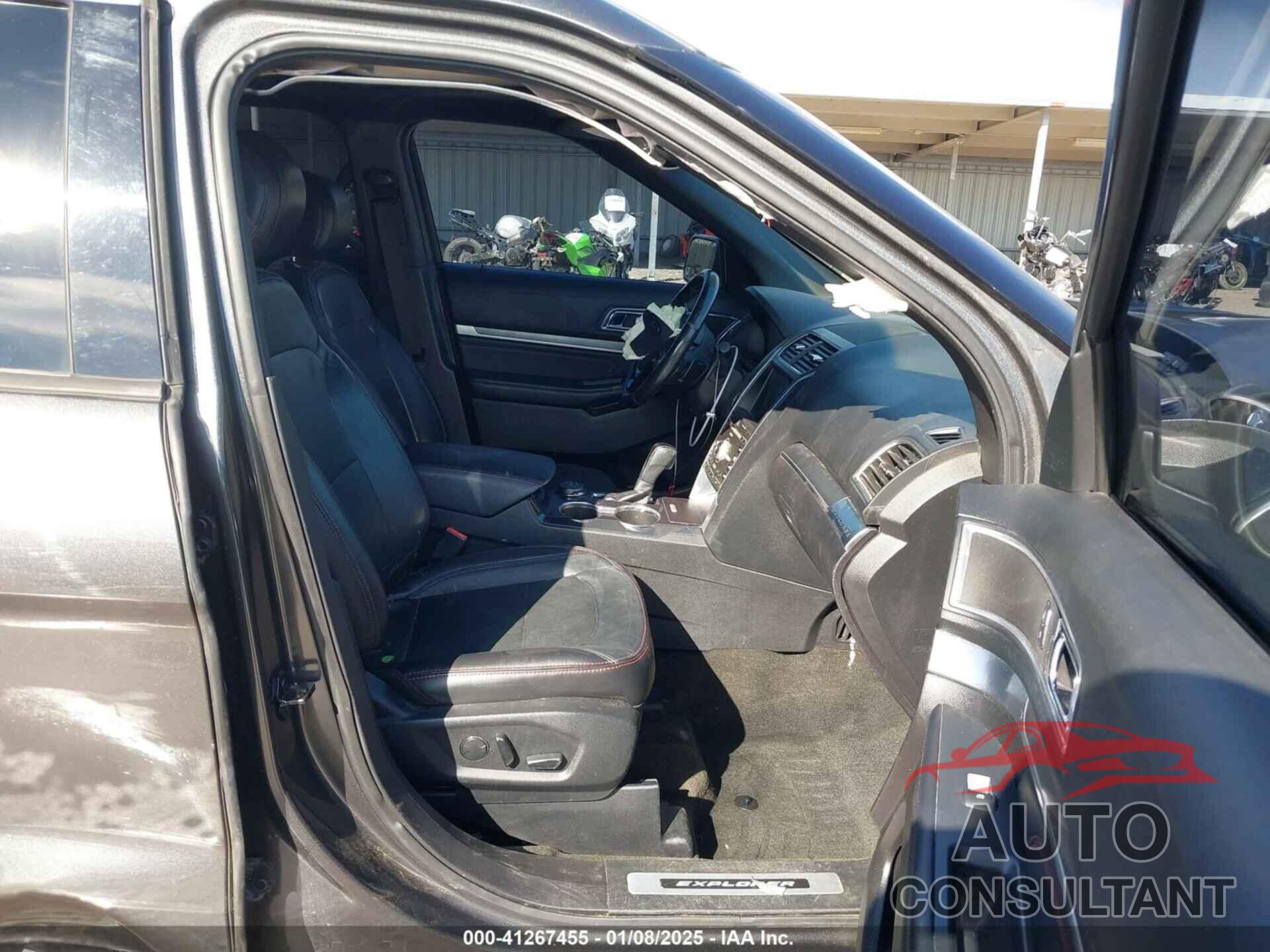 FORD EXPLORER 2017 - 1FM5K8GT1HGC76247