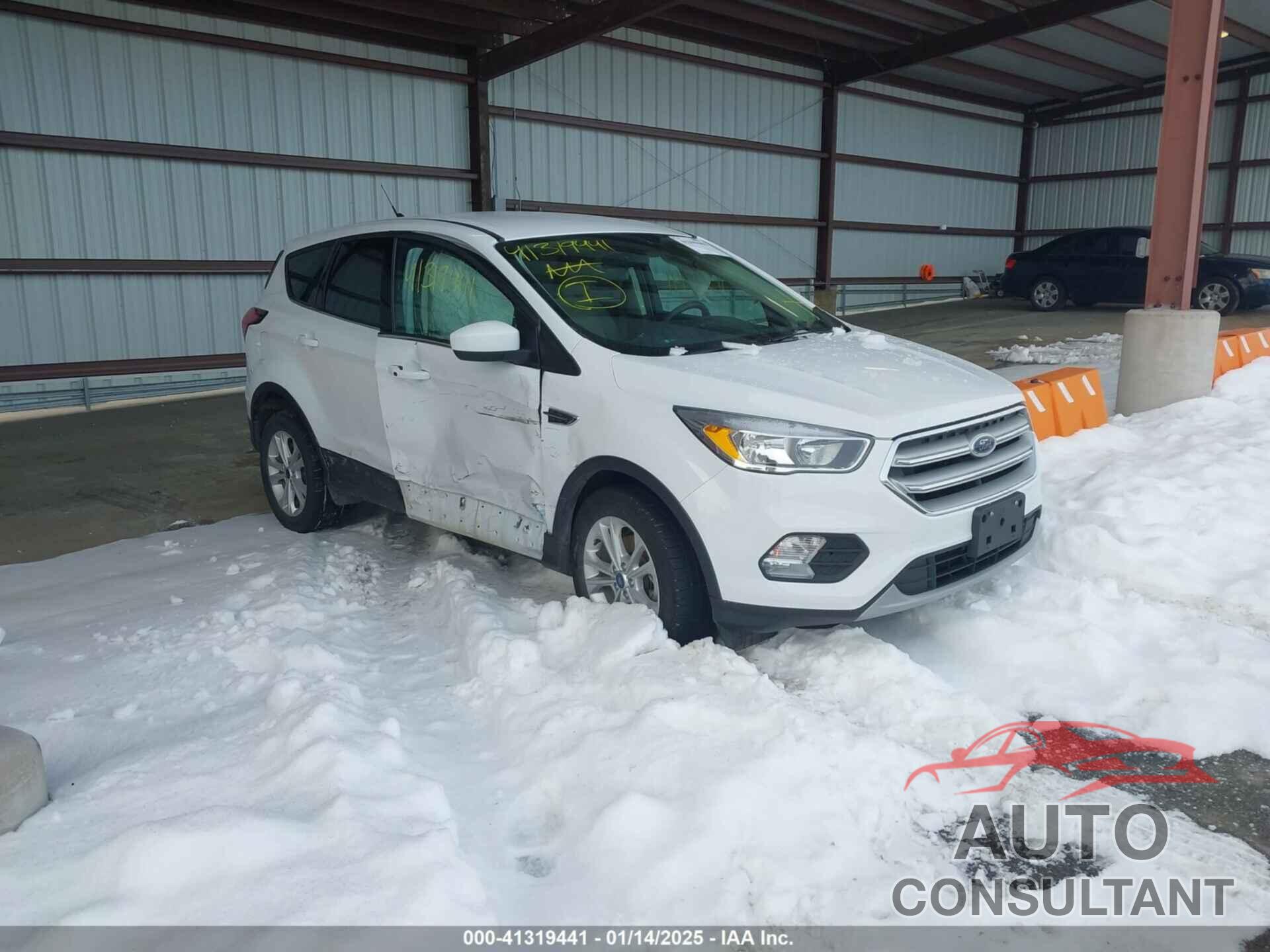 FORD ESCAPE 2019 - 1FMCU0GD9KUB27265