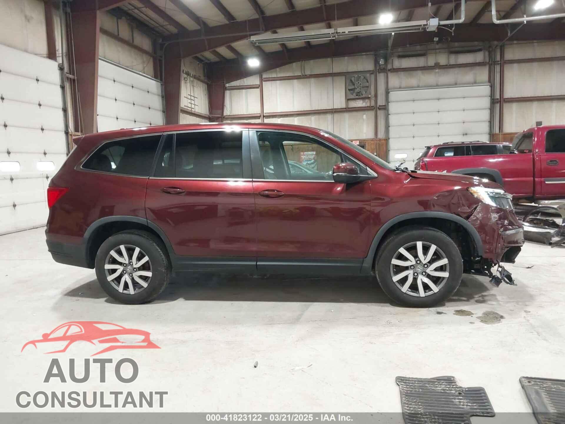 HONDA PILOT 2019 - 5FNYF6H38KB097522