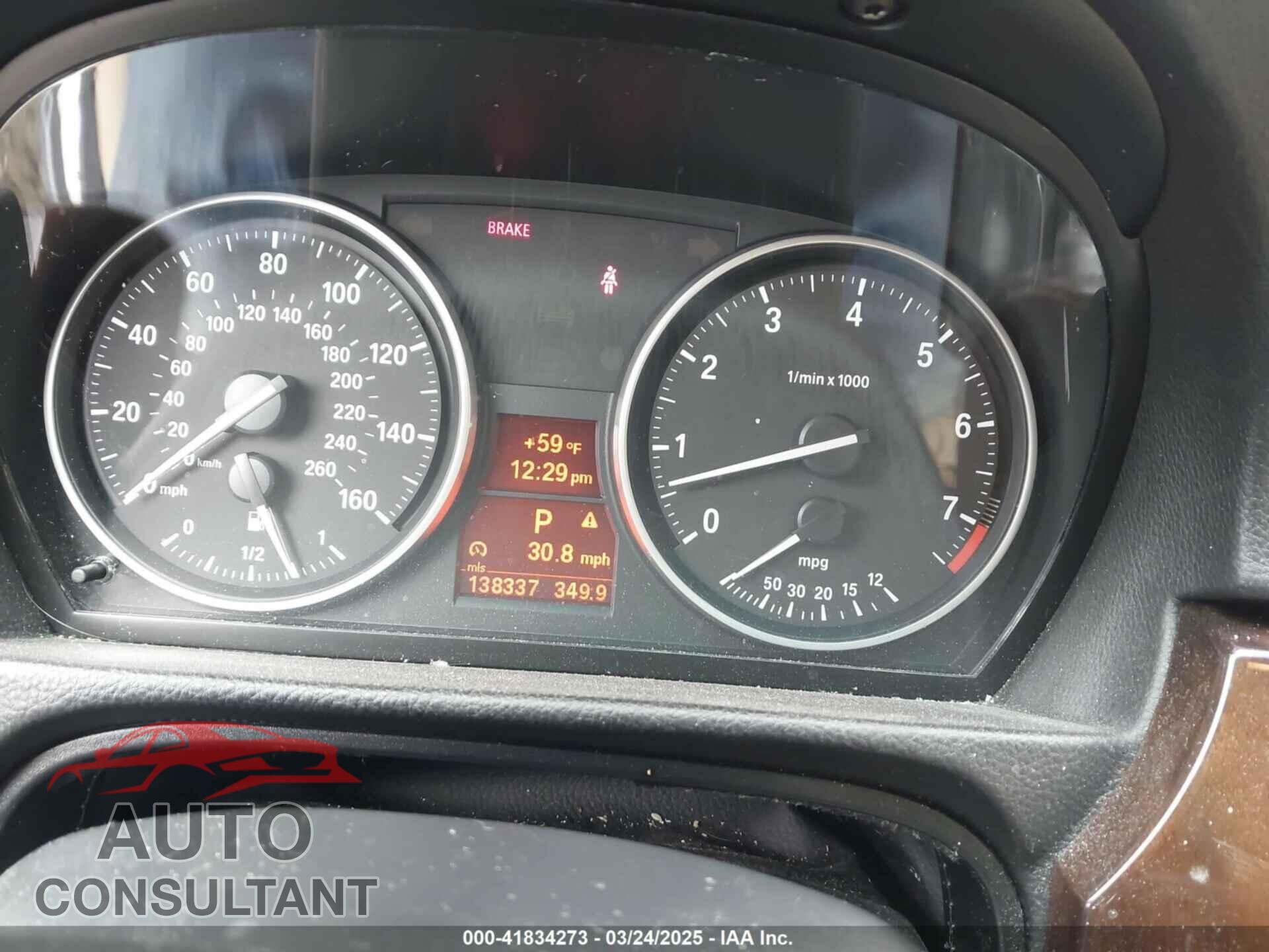 BMW 328I 2011 - WBAPH7C52BE852876