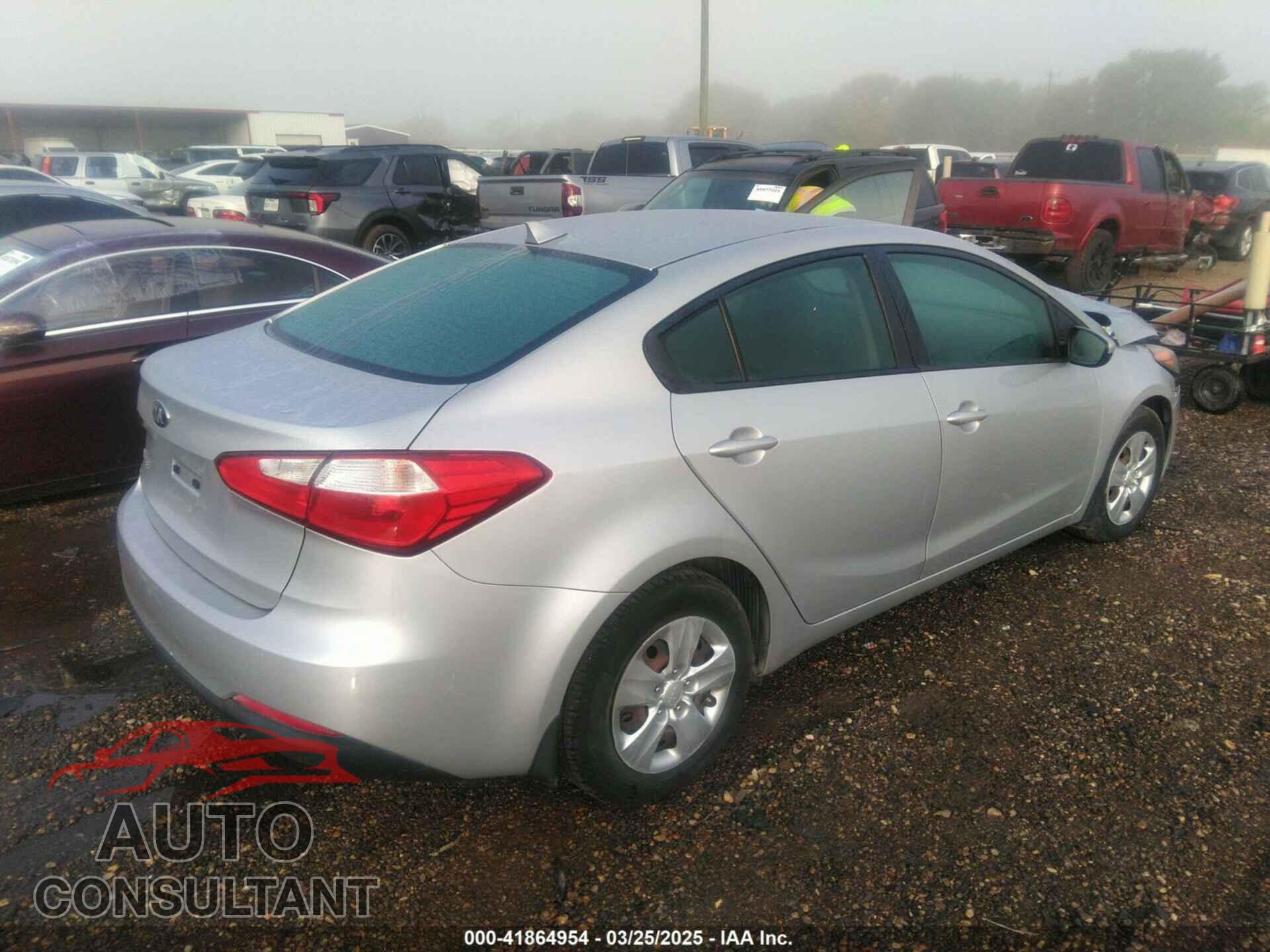 KIA FORTE 2016 - KNAFK4A68G5439441