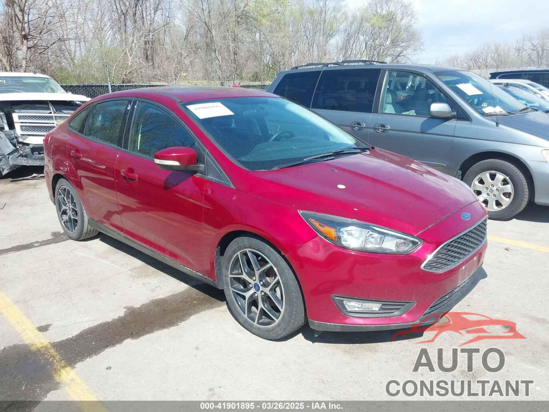 FORD FOCUS 2017 - 1FADP3H23HL339128