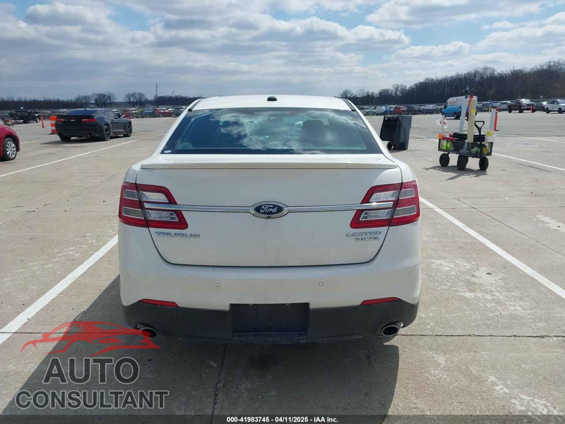 FORD TAURUS 2014 - 1FAHP2F84EG179915