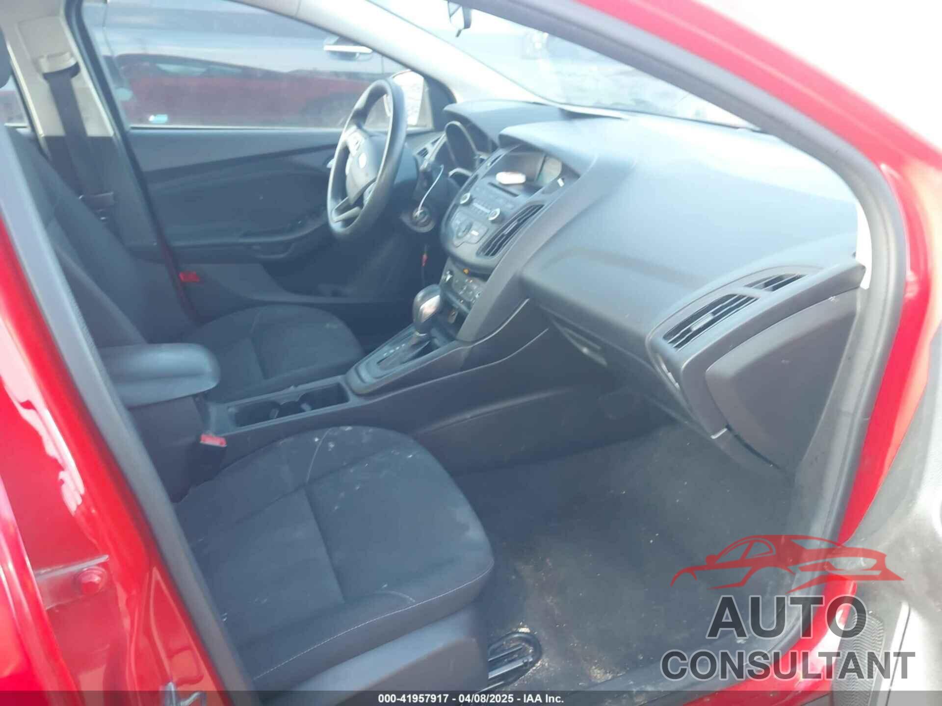 FORD FOCUS 2017 - 1FADP3K23HL259577