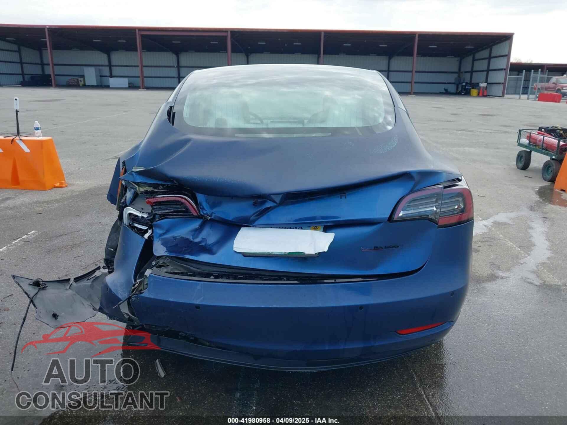 TESLA MODEL 3 2018 - 5YJ3E1EB9JF134958