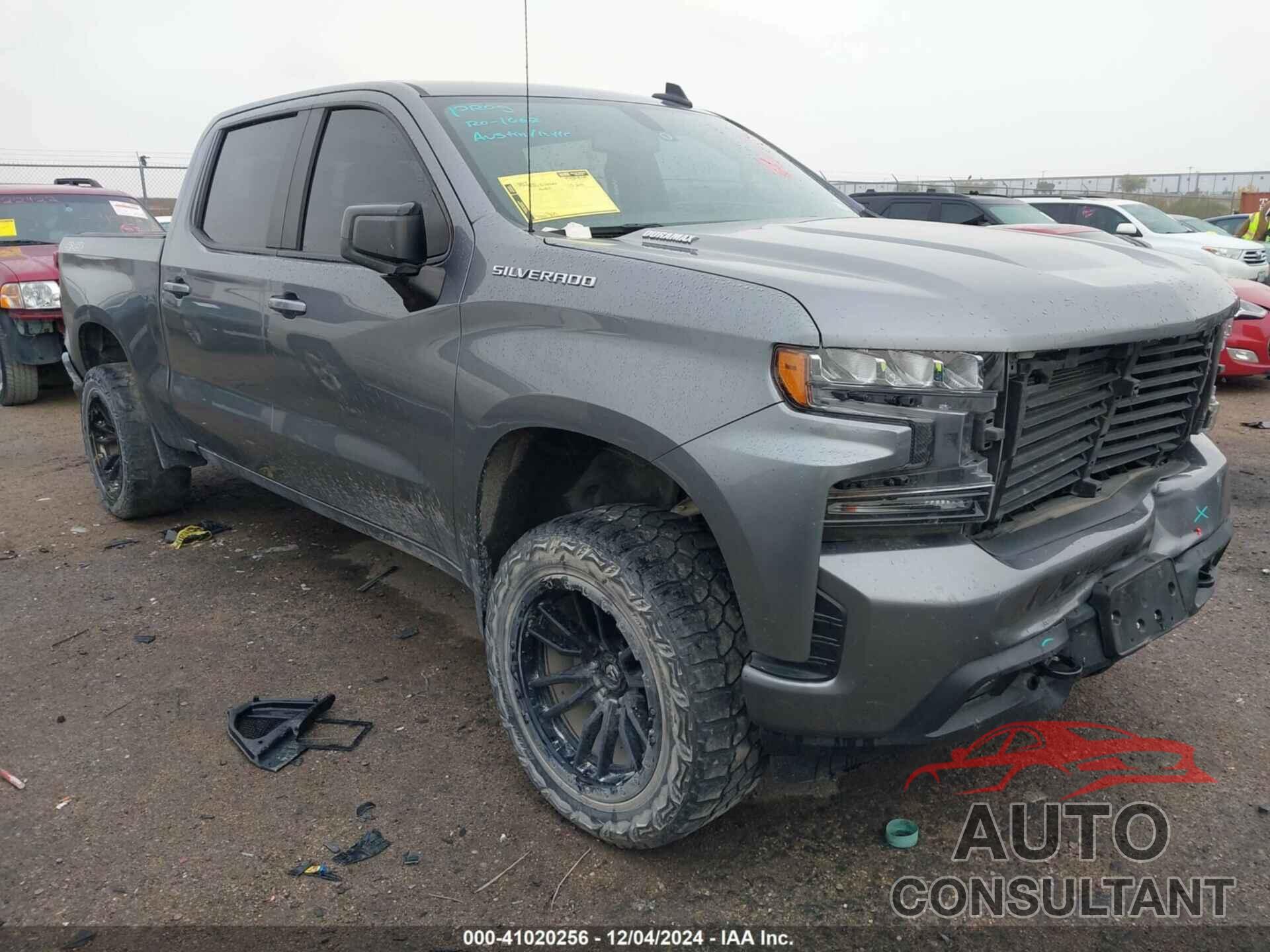 CHEVROLET SILVERADO 1500 2021 - 1GCUYEET6MZ134474