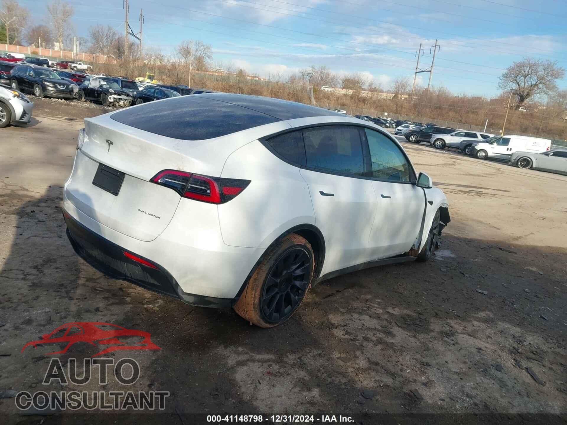 TESLA MODEL Y 2023 - 7SAYGDEE5PF669907