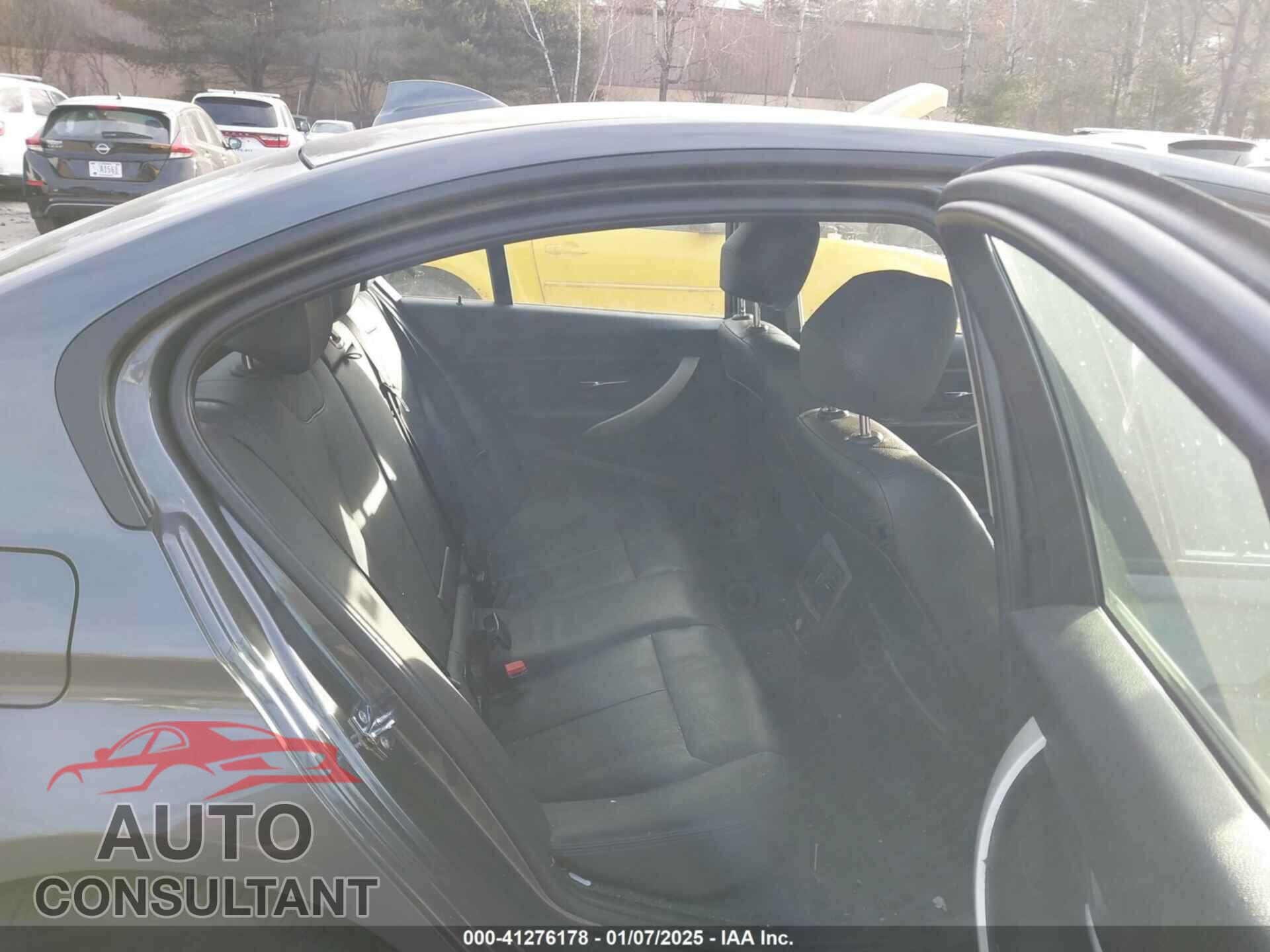 BMW 328I 2012 - WBA3A5C52CF257237