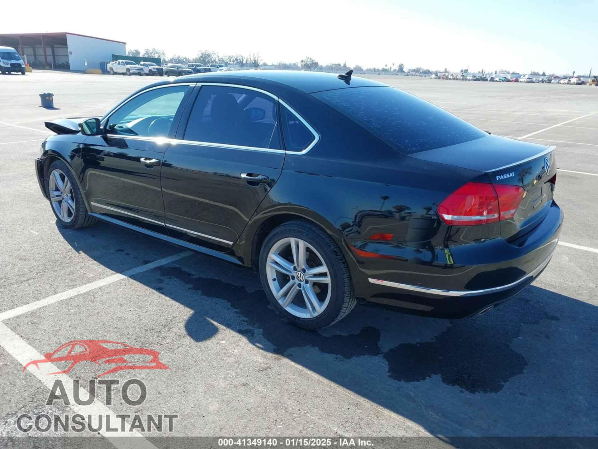 VOLKSWAGEN PASSAT 2014 - 1VWCN7A36EC100414