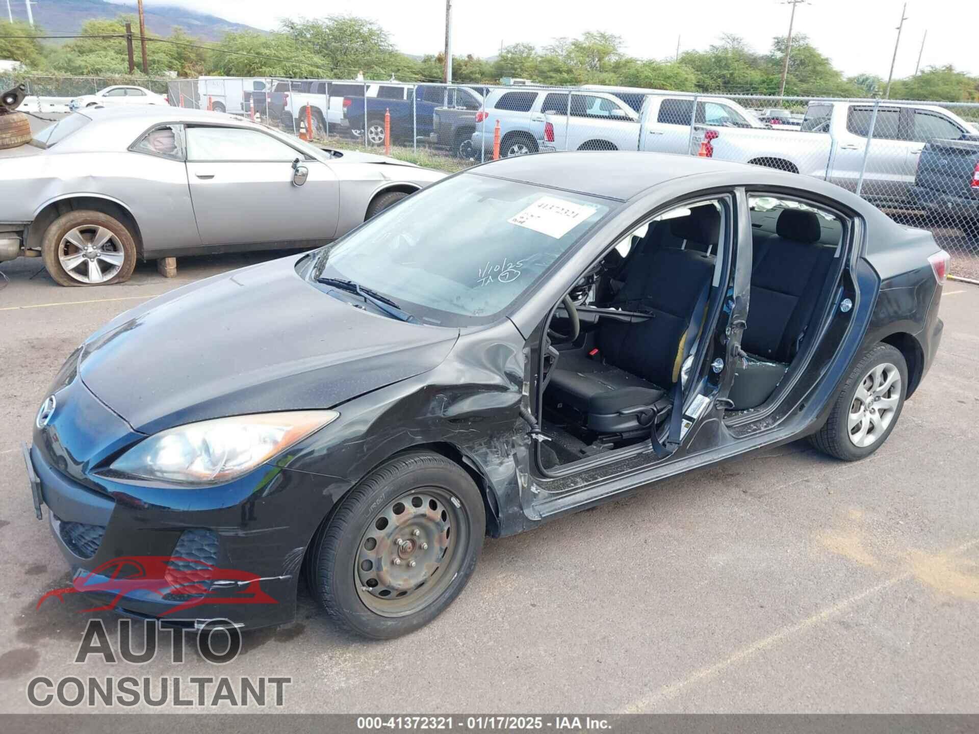 MAZDA MAZDA3 2013 - JM1BL1TF3D1830848