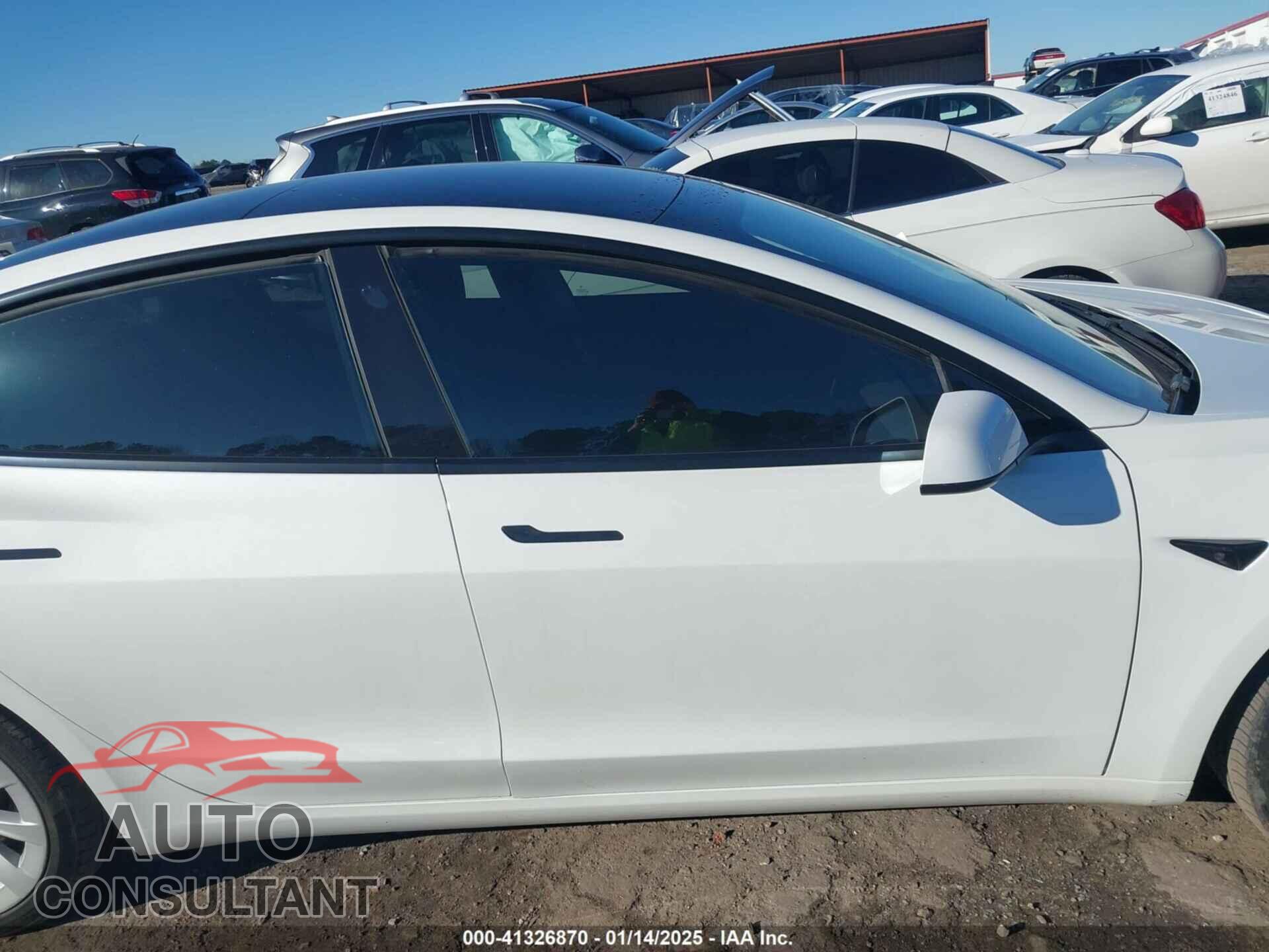 TESLA MODEL 3 2021 - 5YJ3E1EAXMF030538