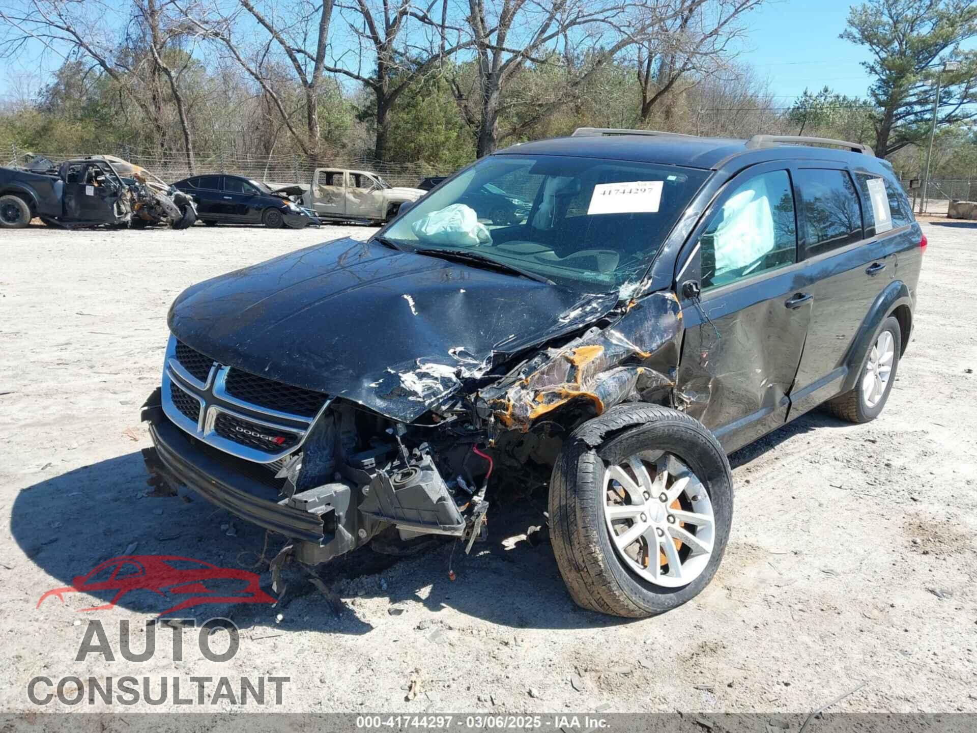 DODGE JOURNEY 2015 - 3C4PDCBB4FT587771