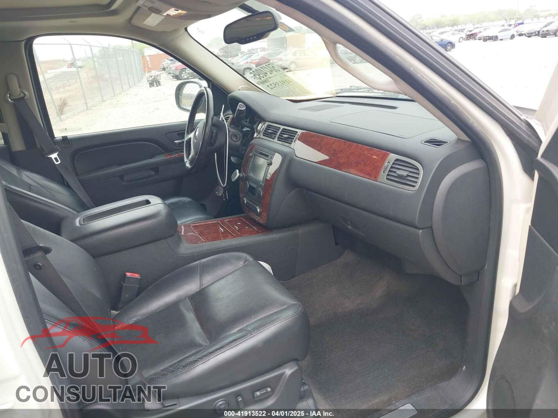 CHEVROLET AVALANCHE 1500 2012 - 3GNMCGE04CG103276