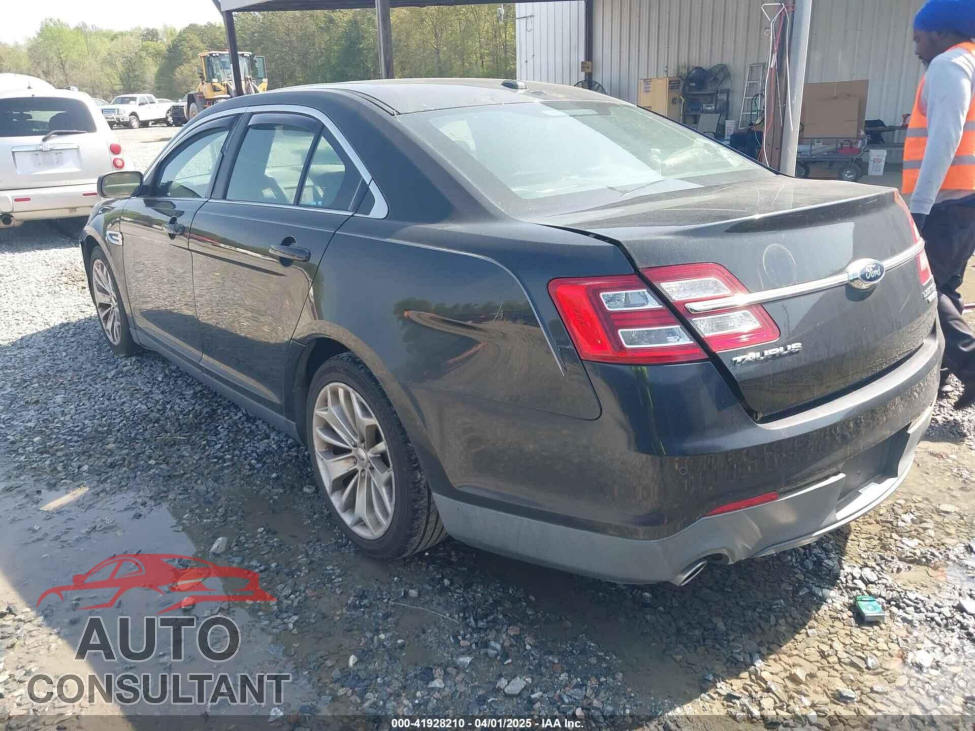 FORD TAURUS 2013 - 1FAHP2F89DG123886