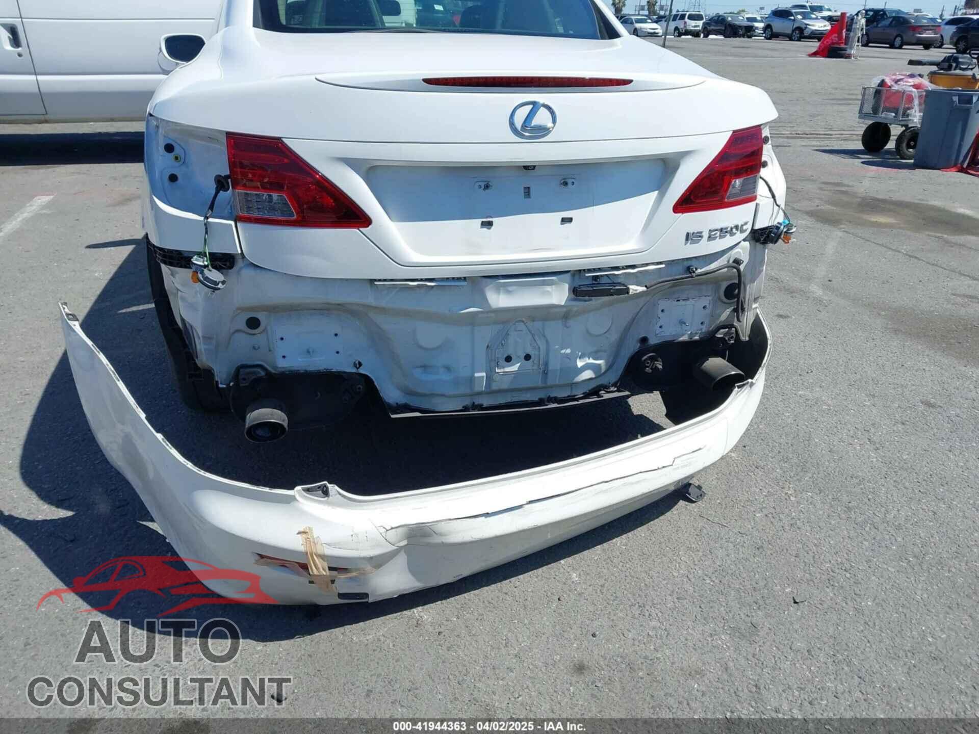 LEXUS IS 250C 2012 - JTHFF2C24C2522011