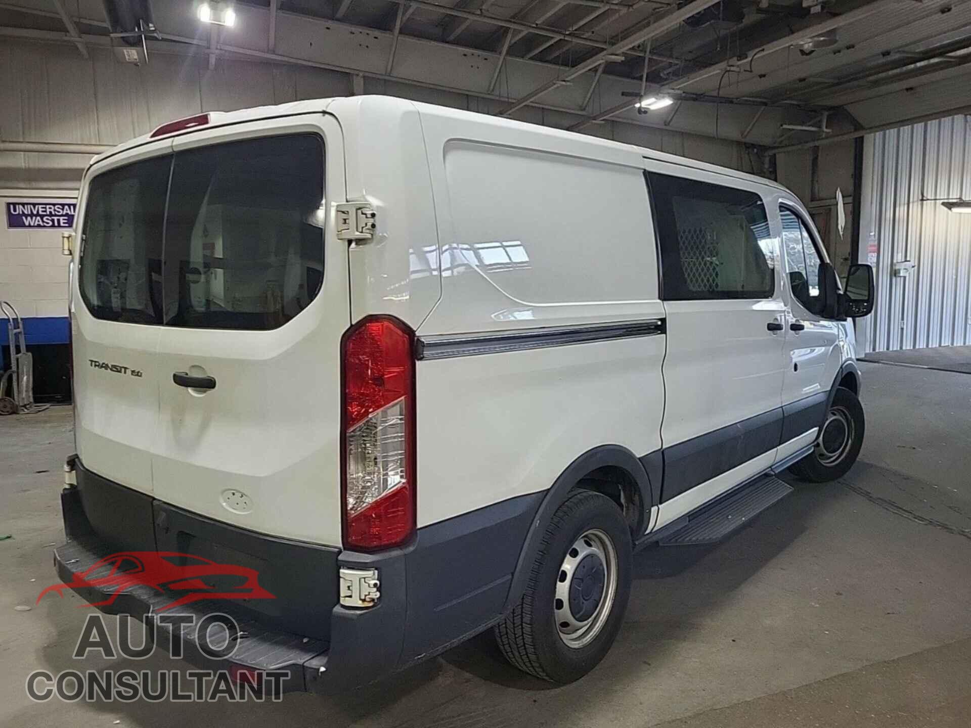 FORD TRANSIT 2017 - 1FTYE1YM4HKA82249