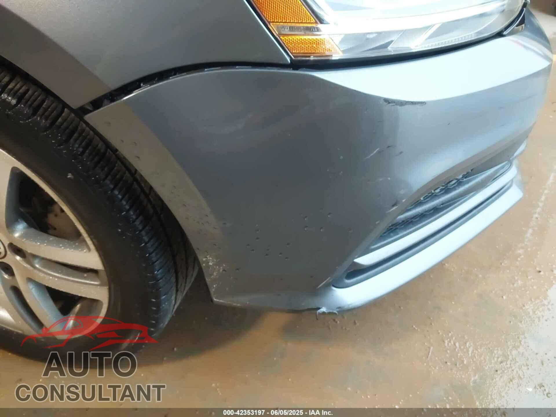 VOLKSWAGEN JETTA 2017 - 3VW2B7AJ9HM230130