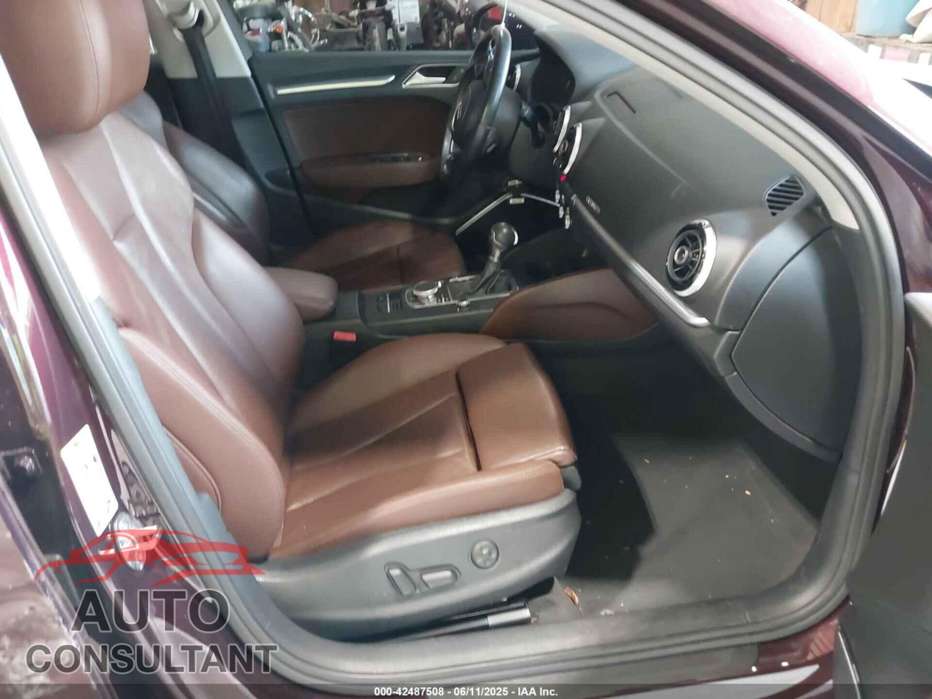 AUDI A3 2015 - WAUEFGFF4F1014590