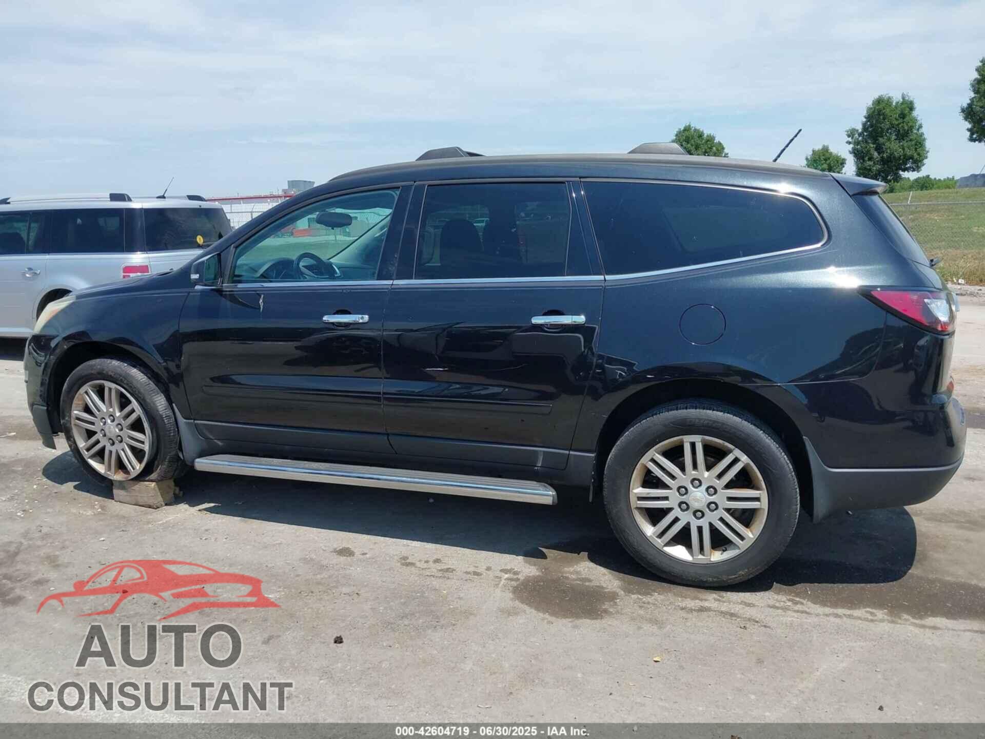 CHEVROLET TRAVERSE 2013 - 1GNKRGKD7DJ213235