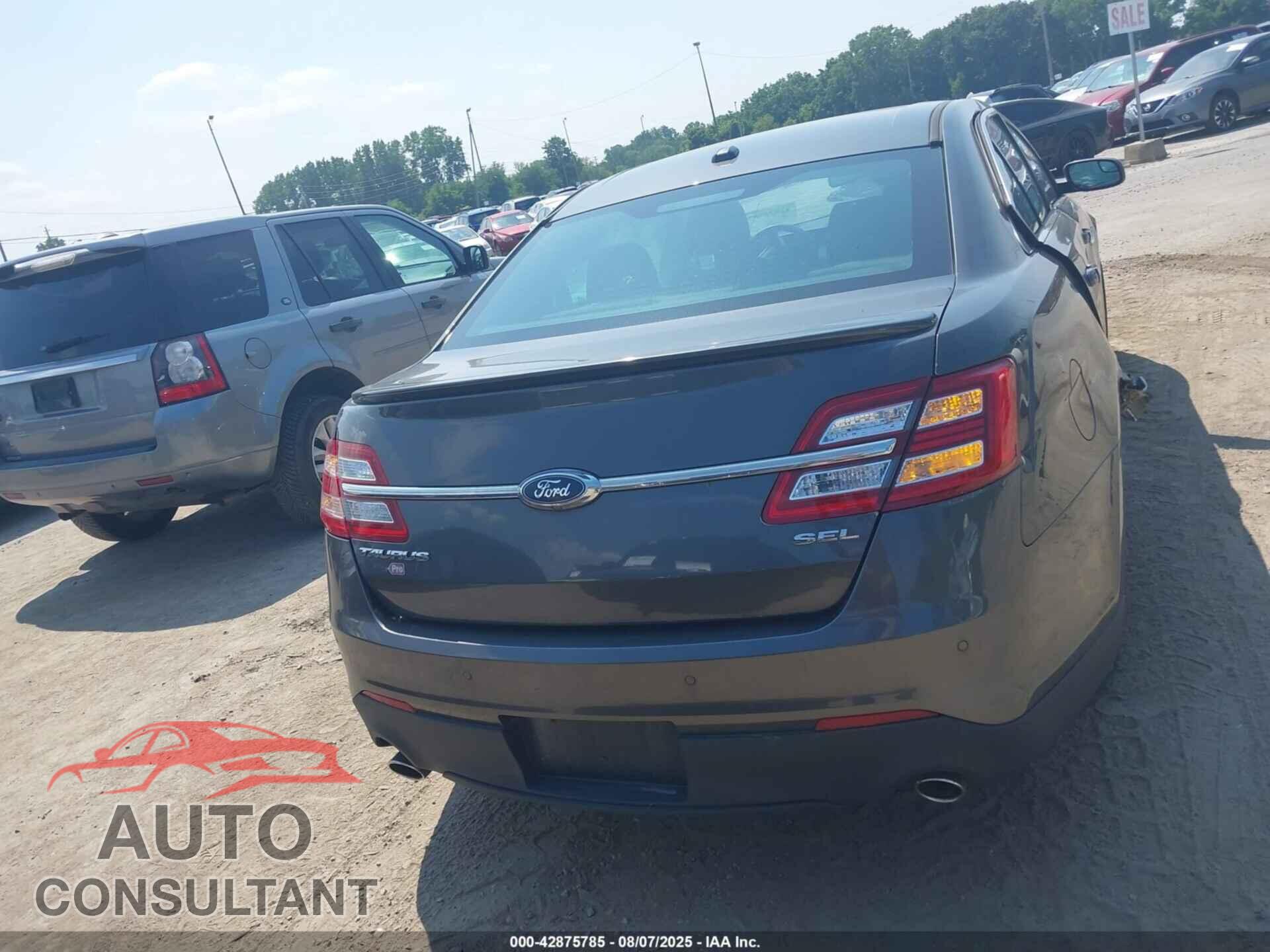 FORD TAURUS 2017 - 1FAHP2E81HG114347