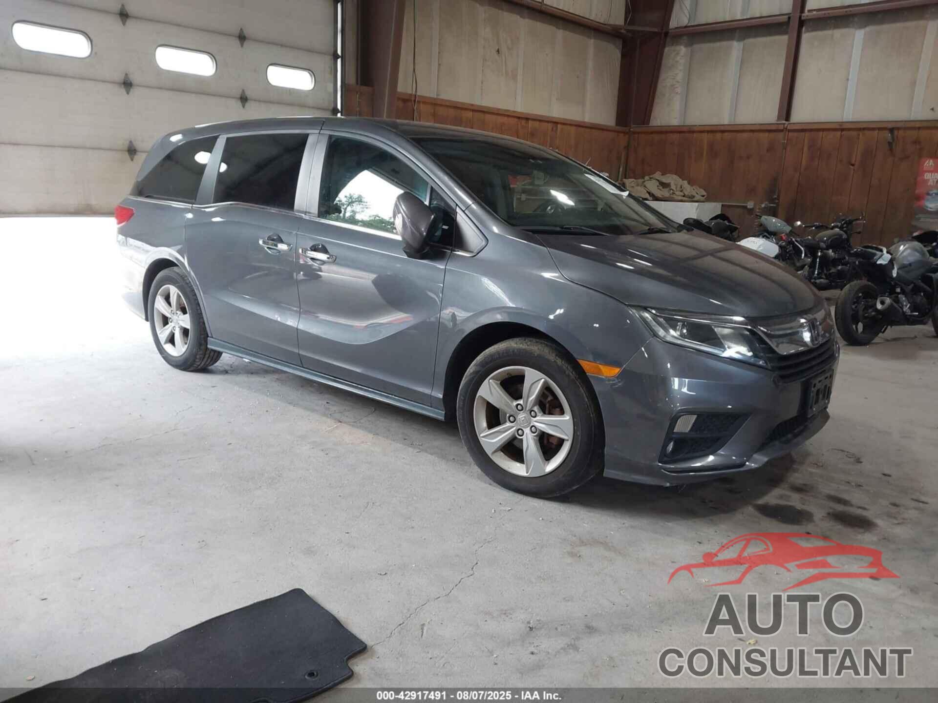 HONDA ODYSSEY 2018 - 5FNRL6H56JB083535
