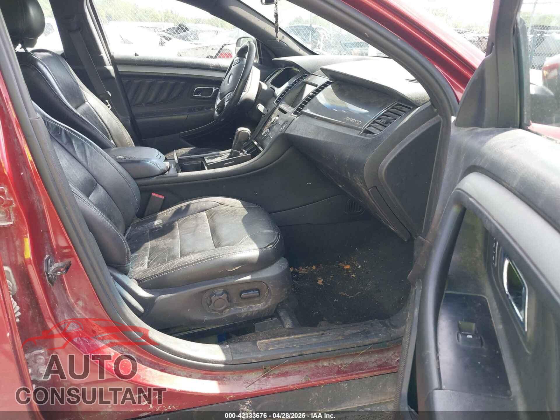 FORD TAURUS 2014 - 1FAHP2E82EG157445