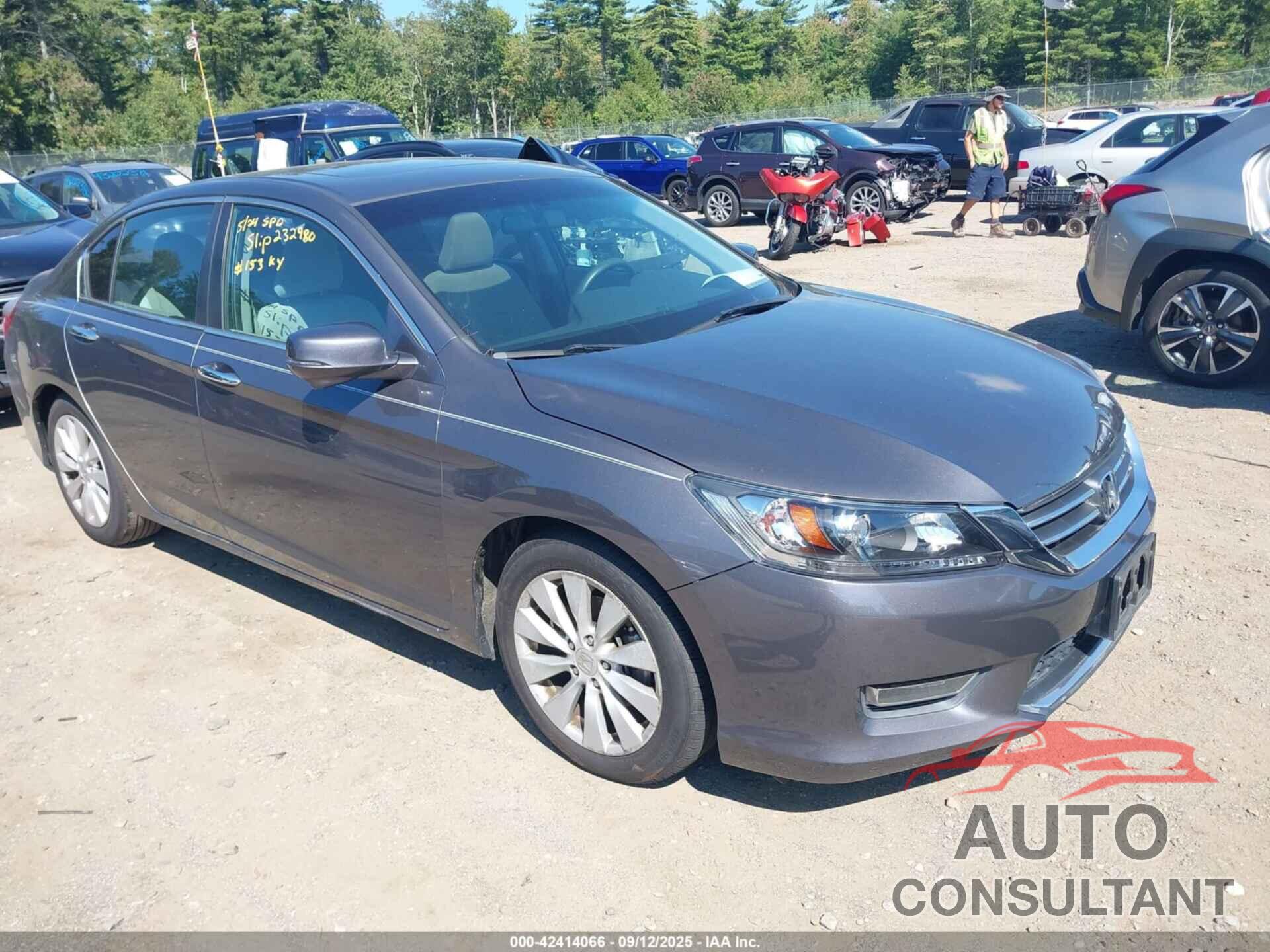 HONDA ACCORD 2013 - 1HGCR2F73DA246979
