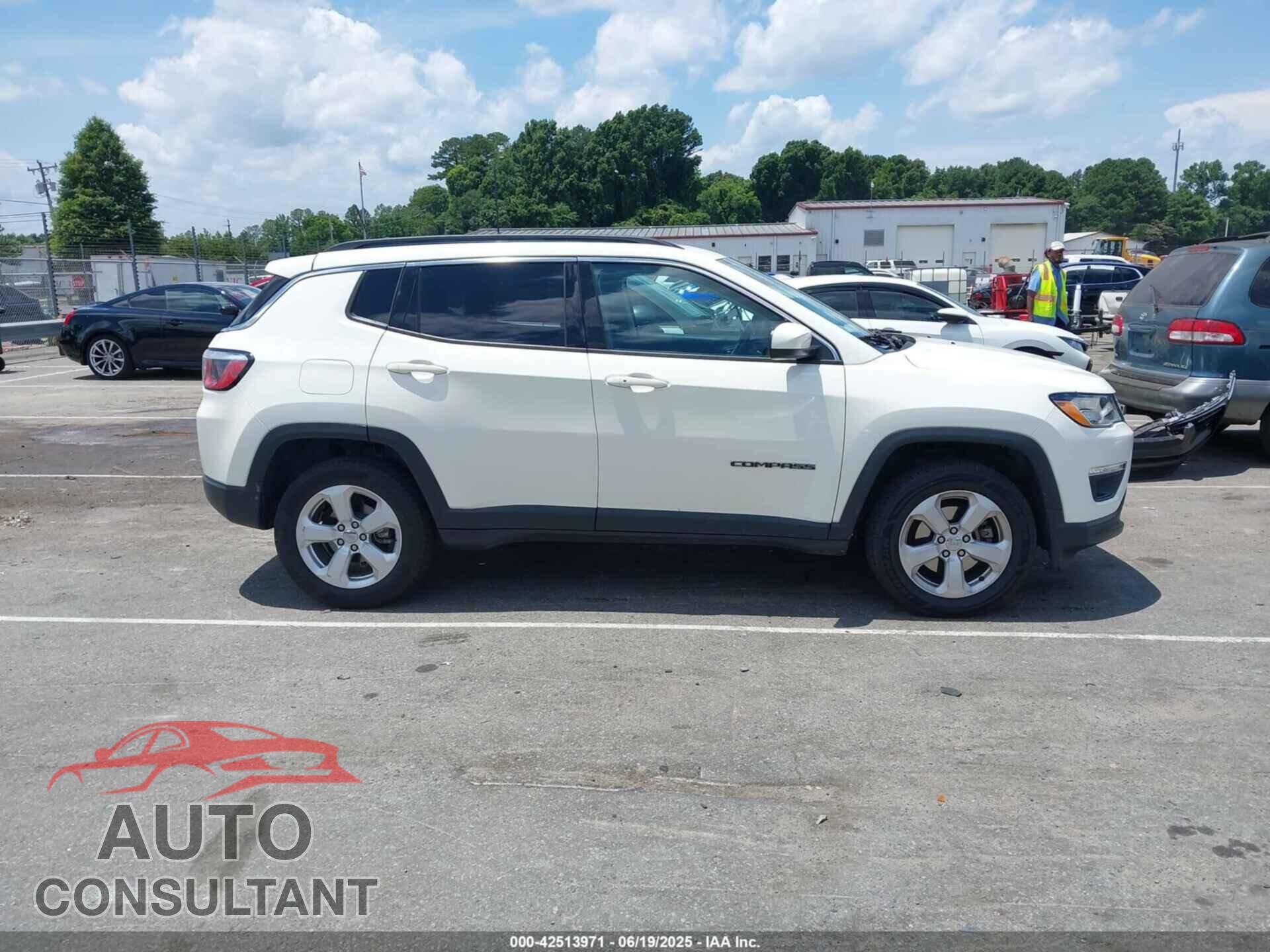 JEEP COMPASS 2018 - 3C4NJDBB0JT177581