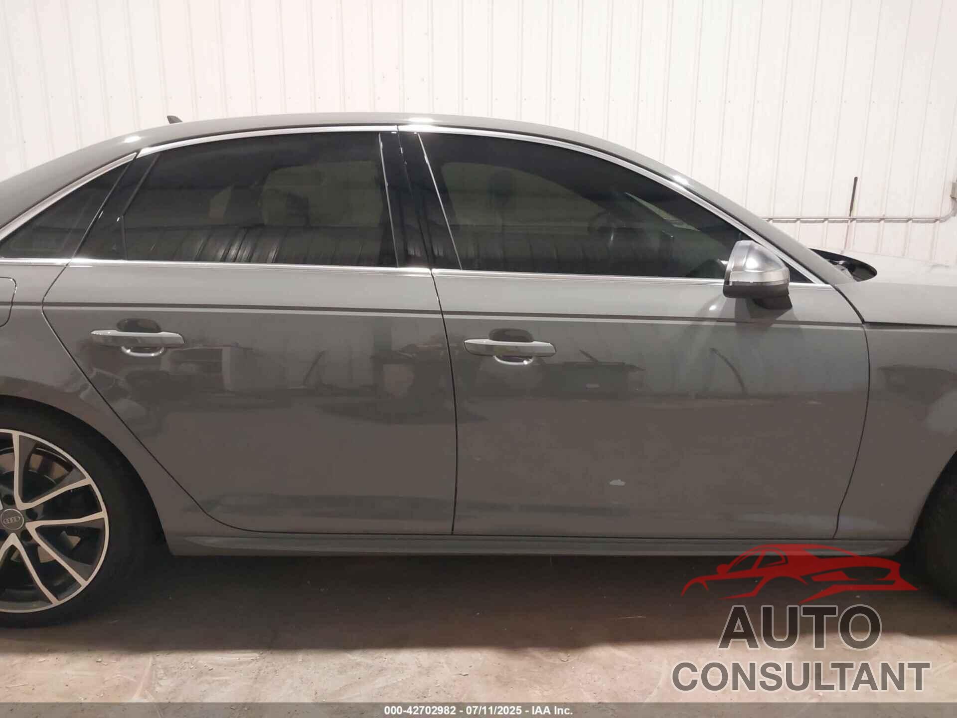 AUDI S4 2019 - WAUB4AF43KA005782