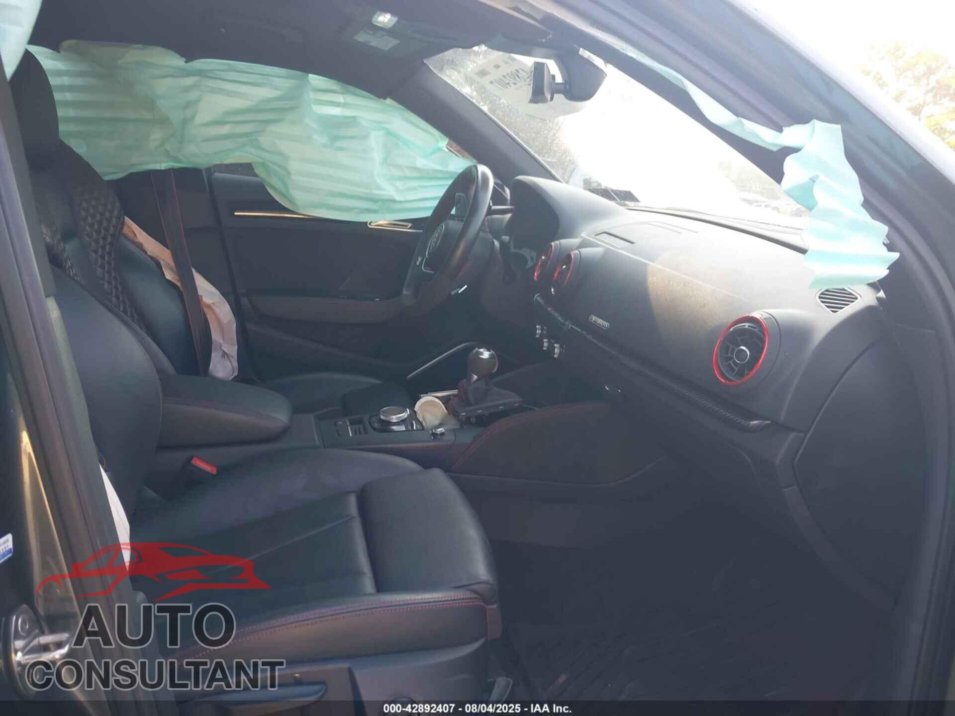 AUDI RS 3 2019 - WUABWGFF5KA904955