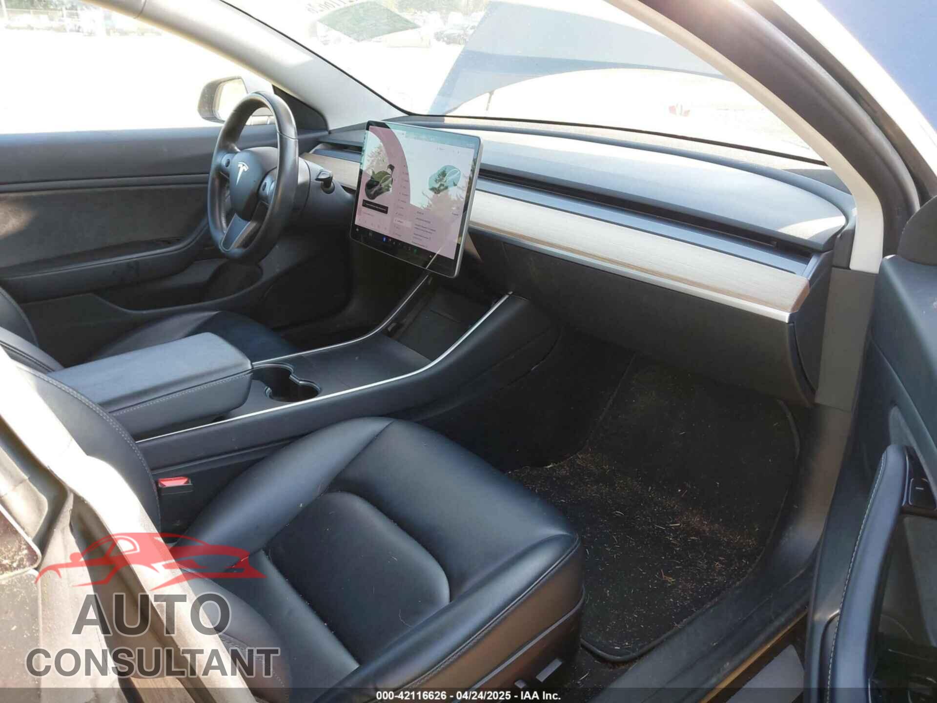 TESLA MODEL 3 2018 - 5YJ3E1EA1JF021139