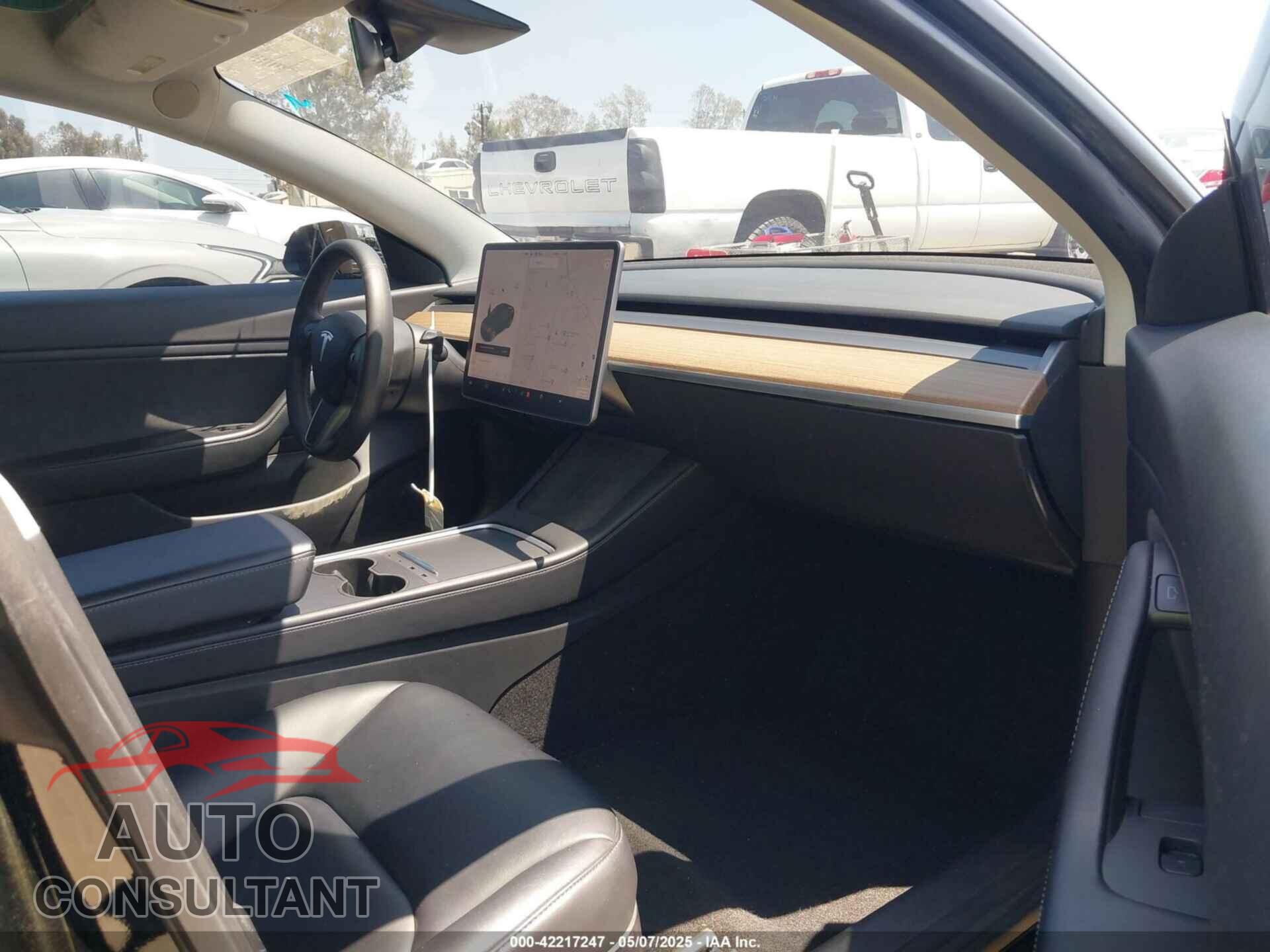 TESLA MODEL 3 2021 - 5YJ3E1EB9MF871260