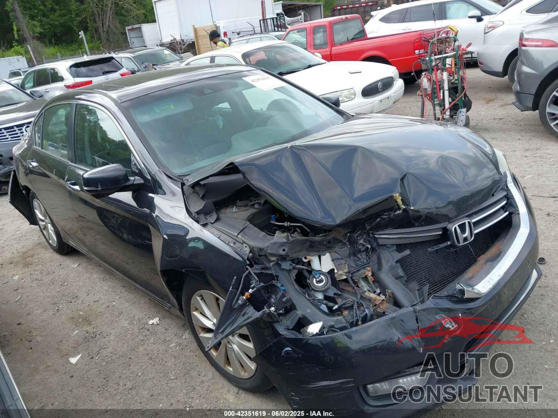 HONDA ACCORD 2015 - 1HGCR2F84FA259607