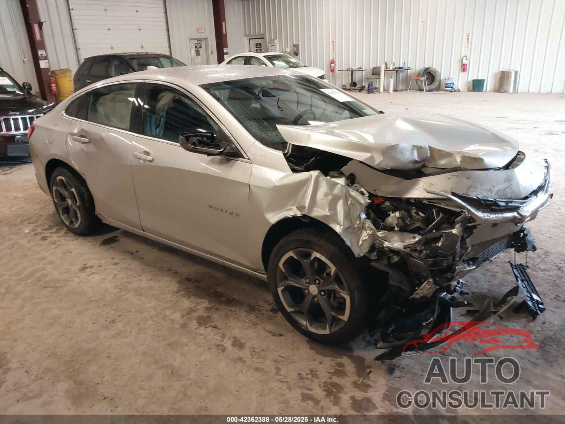 CHEVROLET MALIBU 2022 - 1G1ZD5ST4NF126410