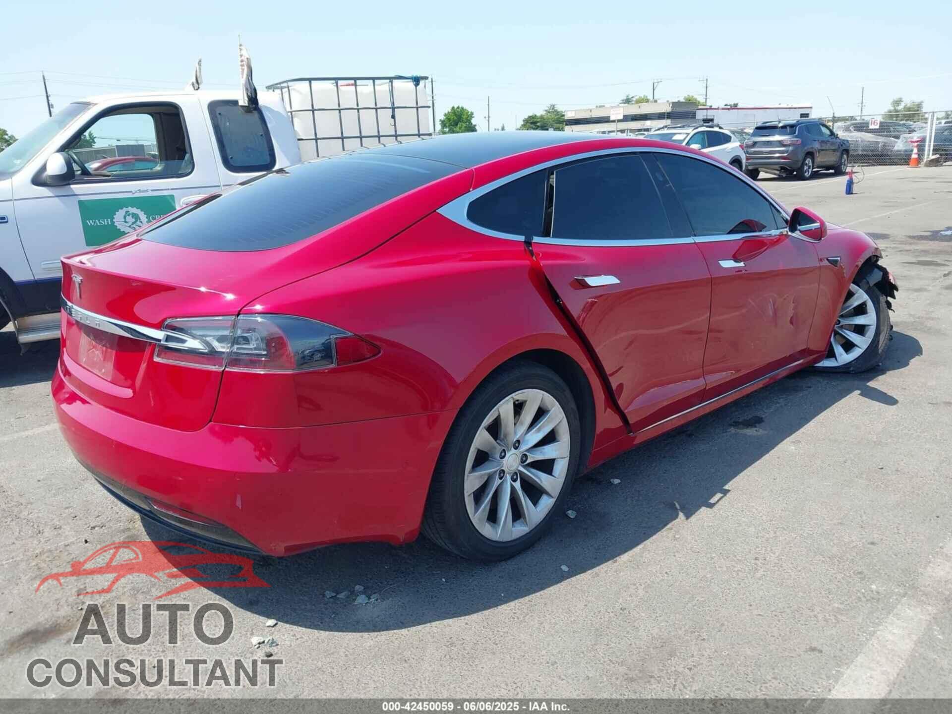 TESLA MODEL S 2018 - 5YJSA1E26JF263487