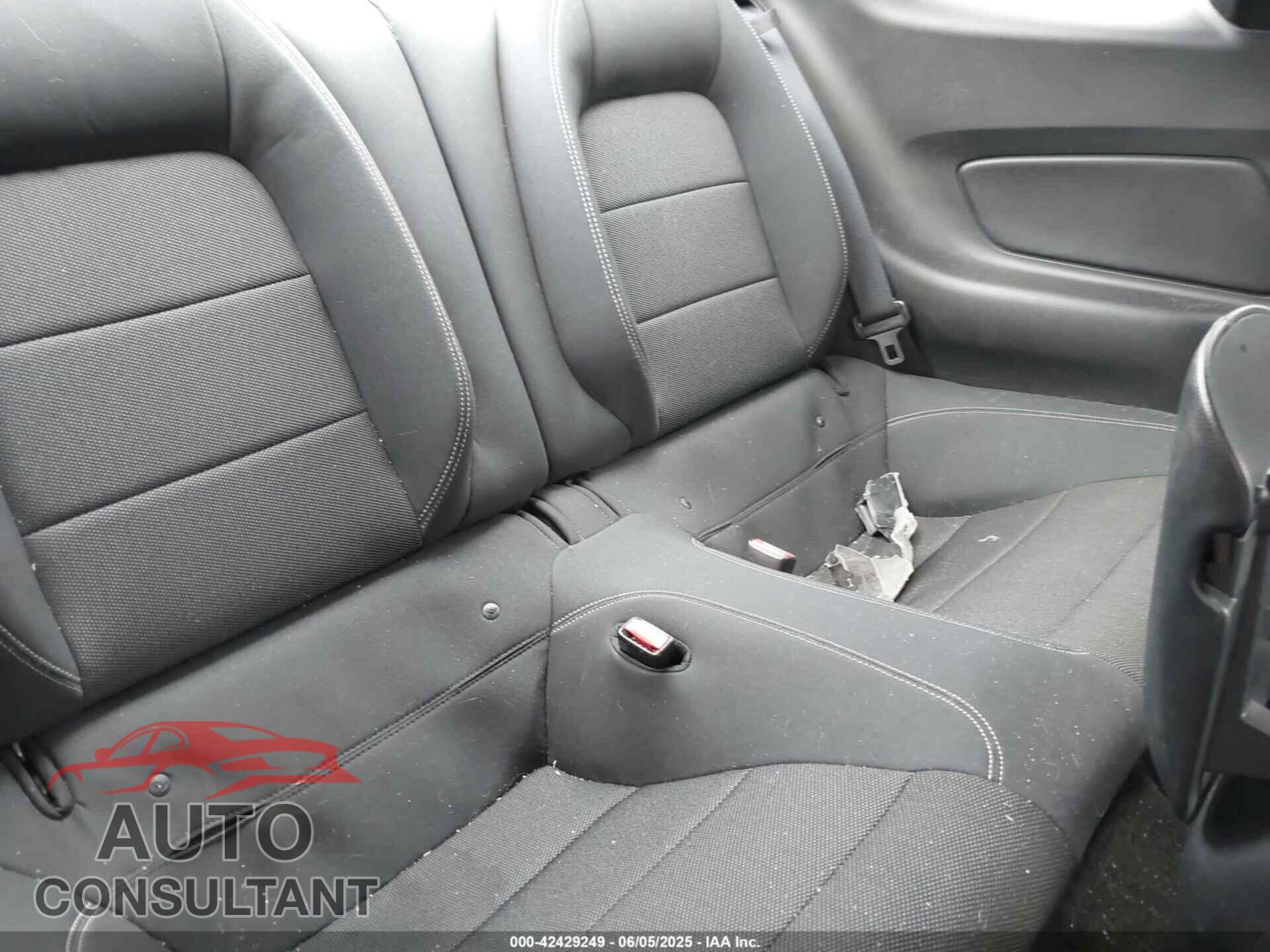 FORD MUSTANG 2015 - 1FA6P8AM1F5403122