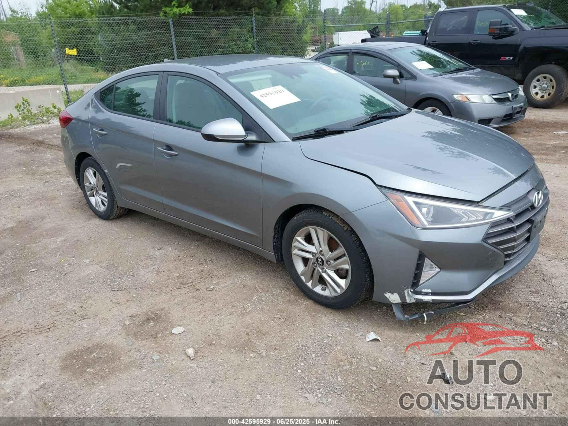 HYUNDAI ELANTRA 2019 - KMHD84LF0KU734193