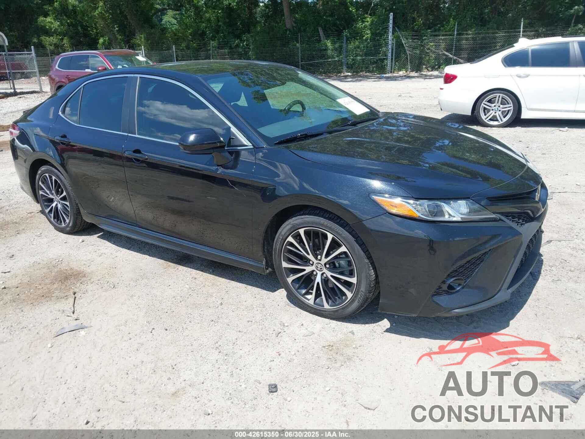 TOYOTA CAMRY 2020 - 4T1G11AK6LU965438