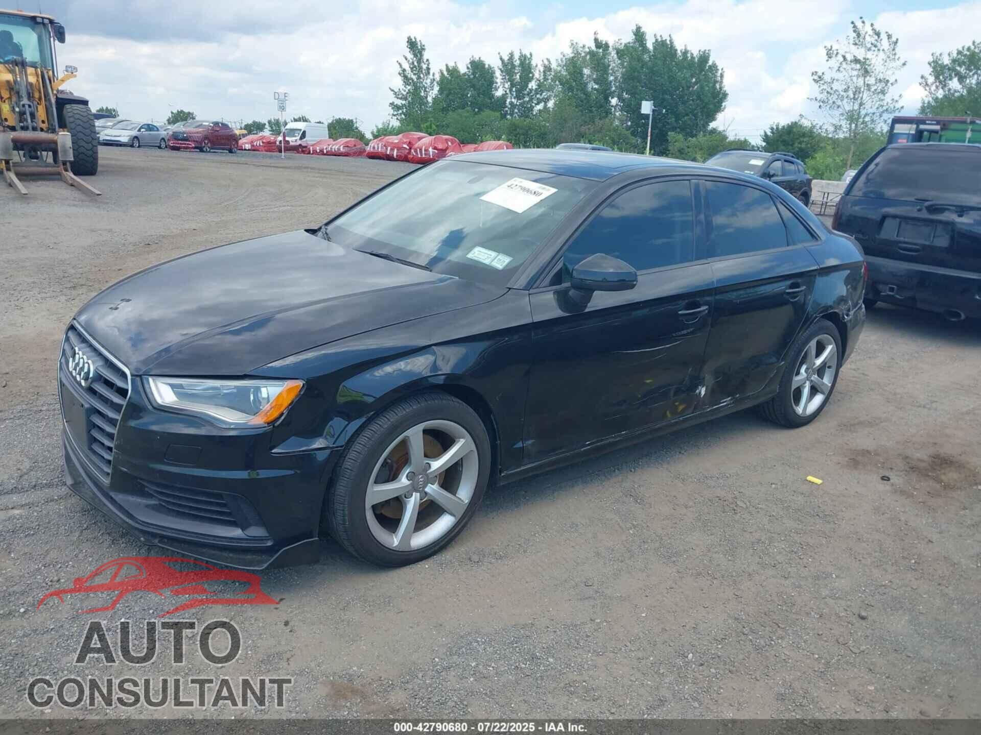 AUDI A3 2015 - WAUACGFF4F1007033