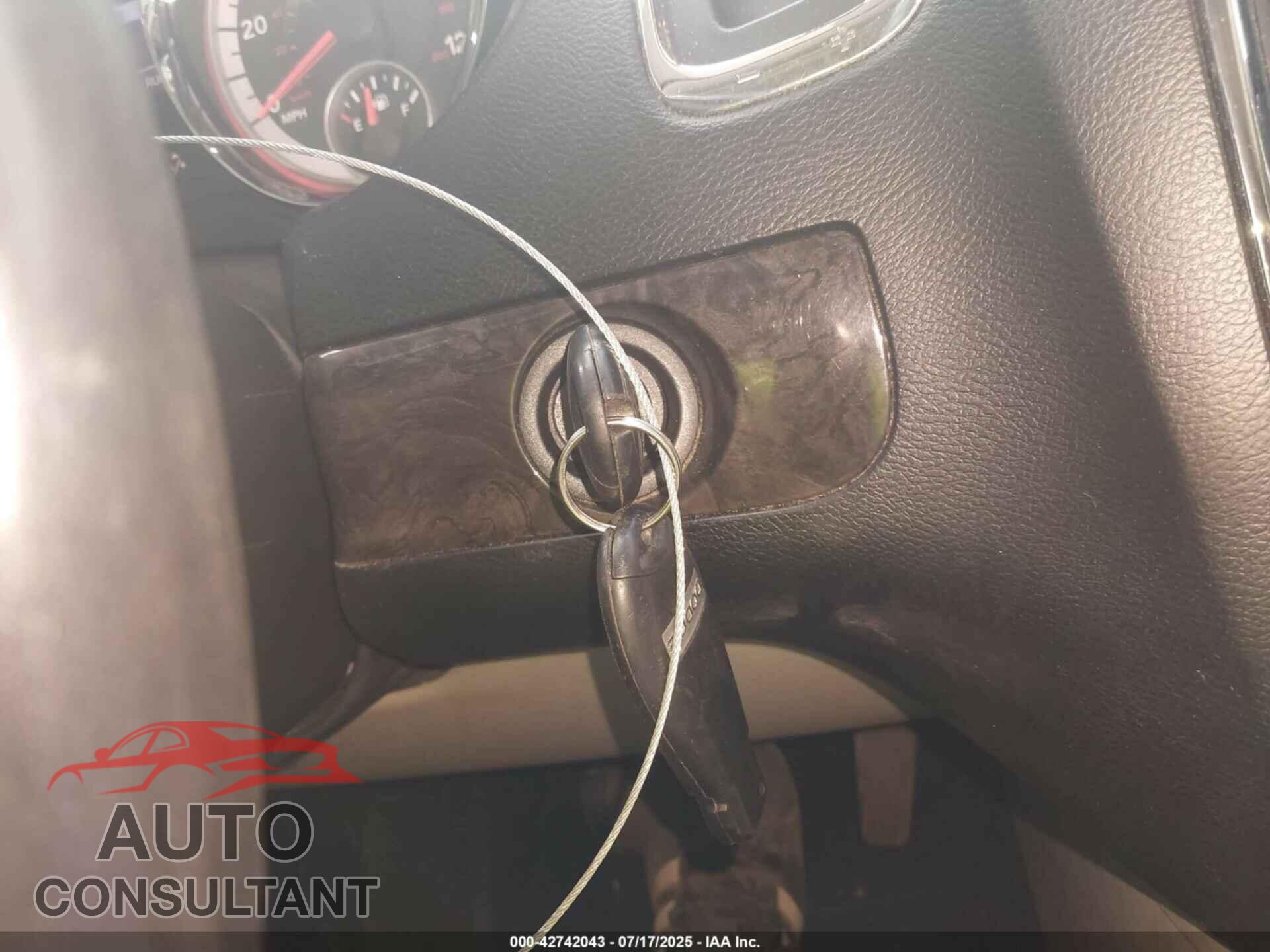 DODGE GRAND CARAVAN 2011 - 2D4RN5DG9BR606423