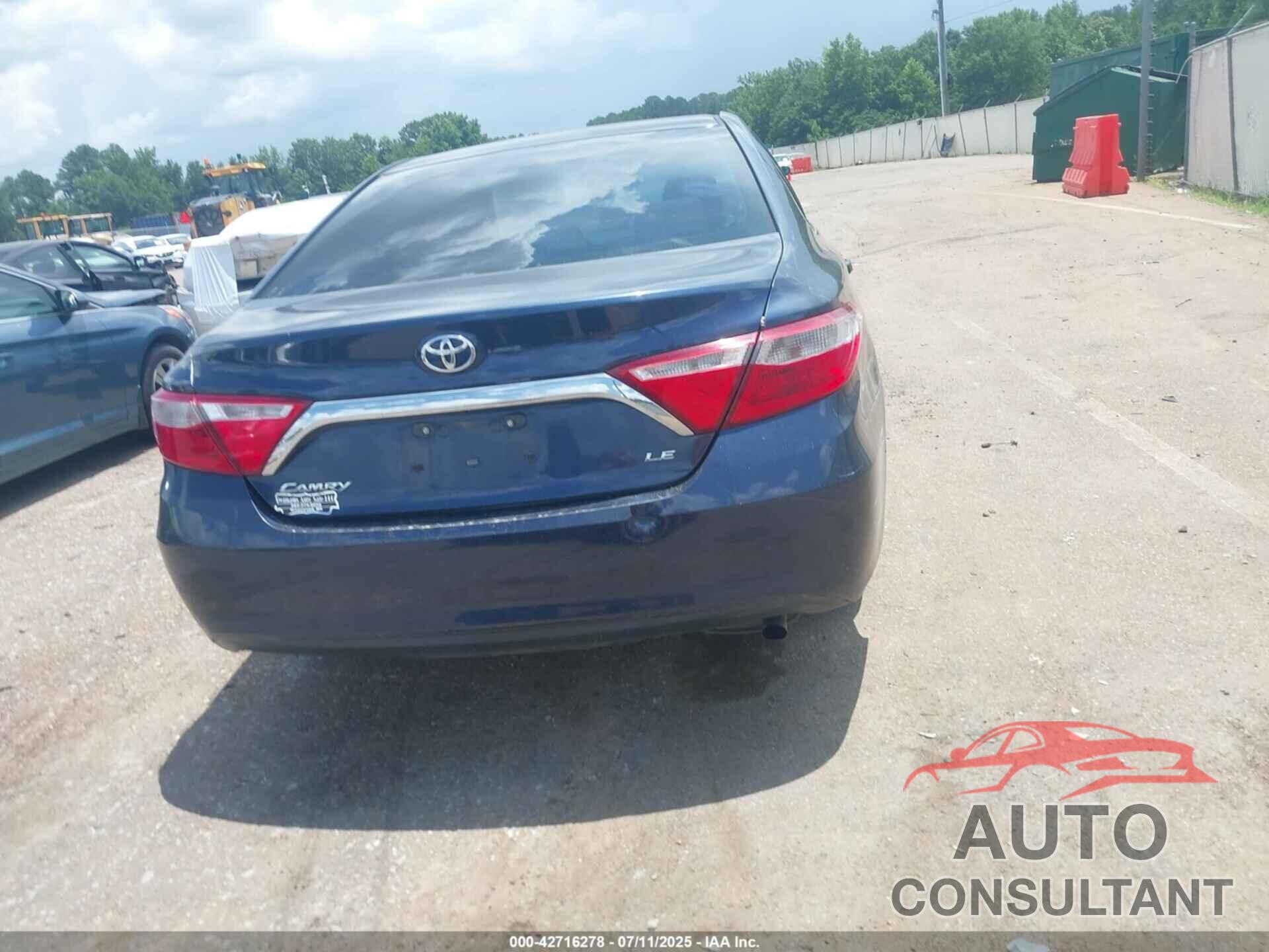 TOYOTA CAMRY 2015 - 4T4BF1FK0FR483742
