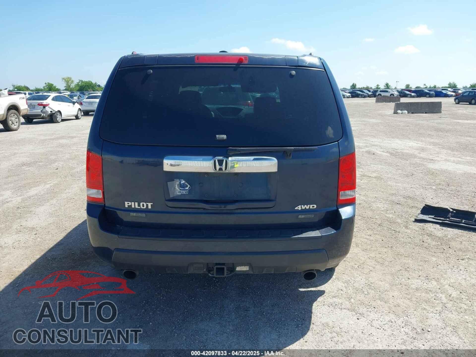 HONDA PILOT 2011 - 5FNYF4H45BB067553