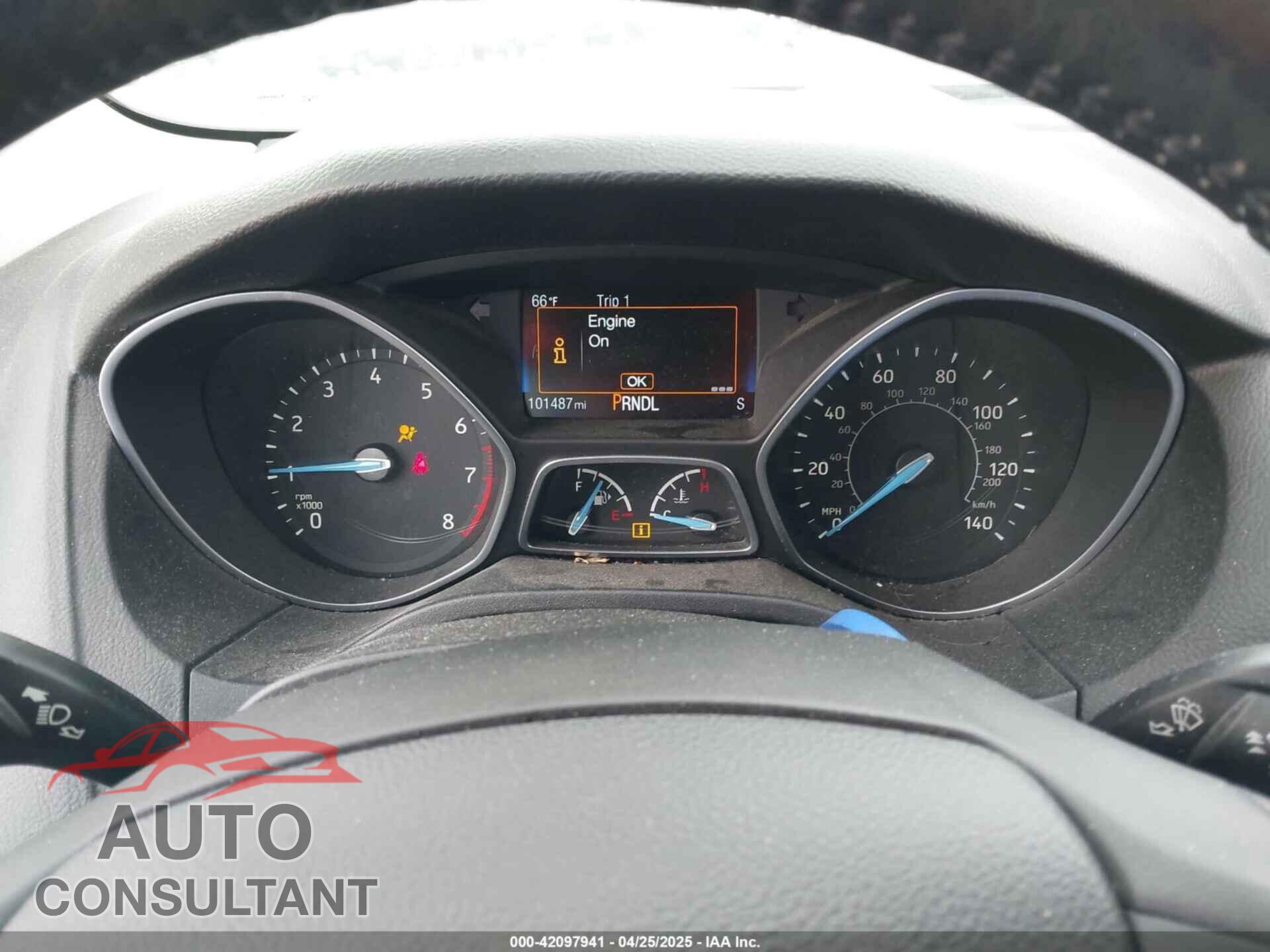 FORD FOCUS 2016 - 1FADP3F21GL404348