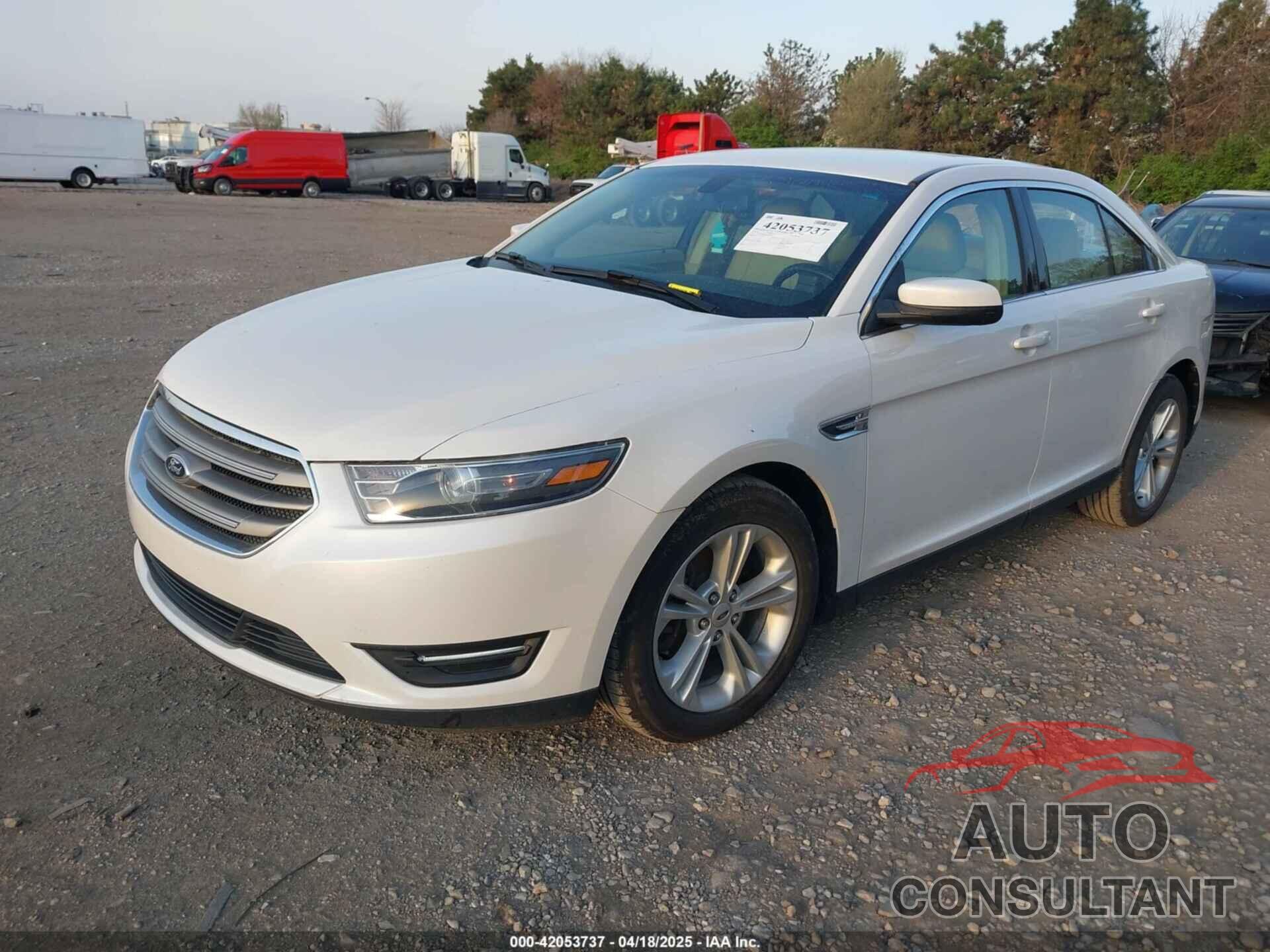 FORD TAURUS 2015 - 1FAHP2E82FG202143