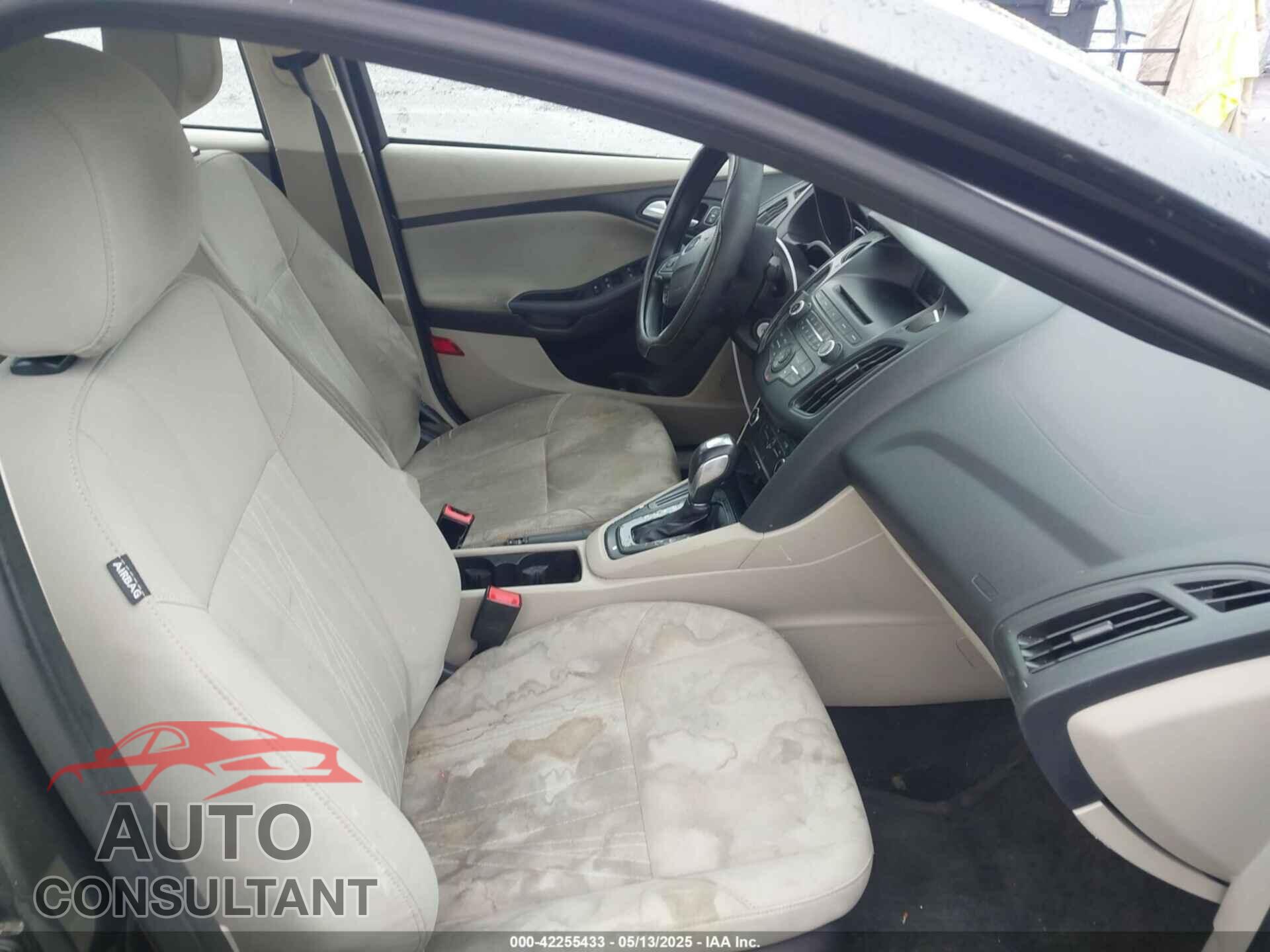 FORD FOCUS 2015 - 1FADP3F20FL250844