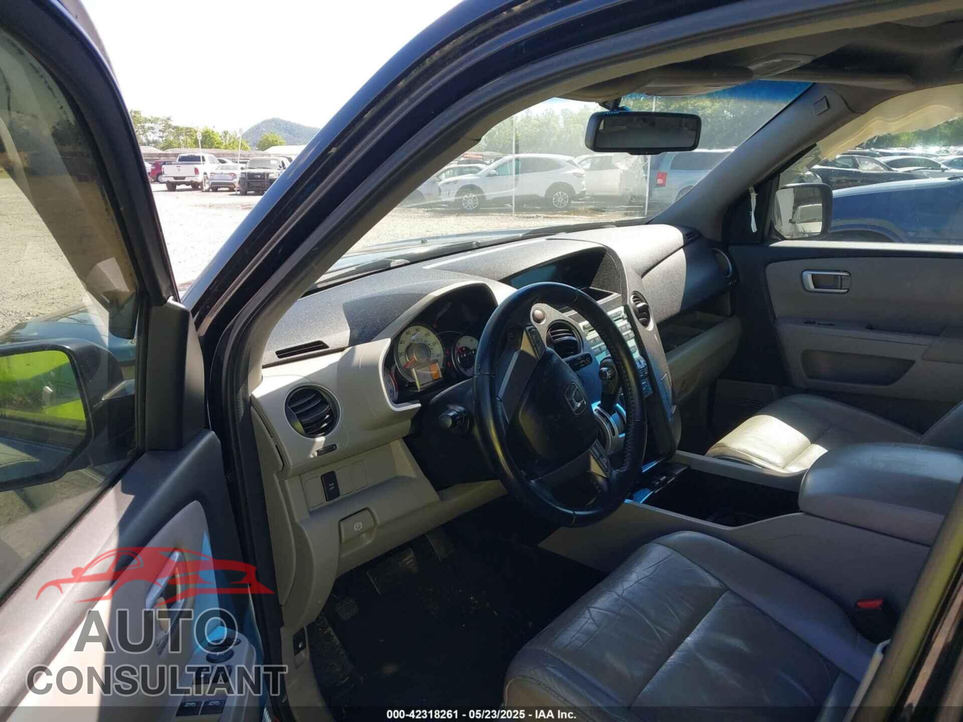 HONDA PILOT 2010 - 5FNYF3H57AB003354