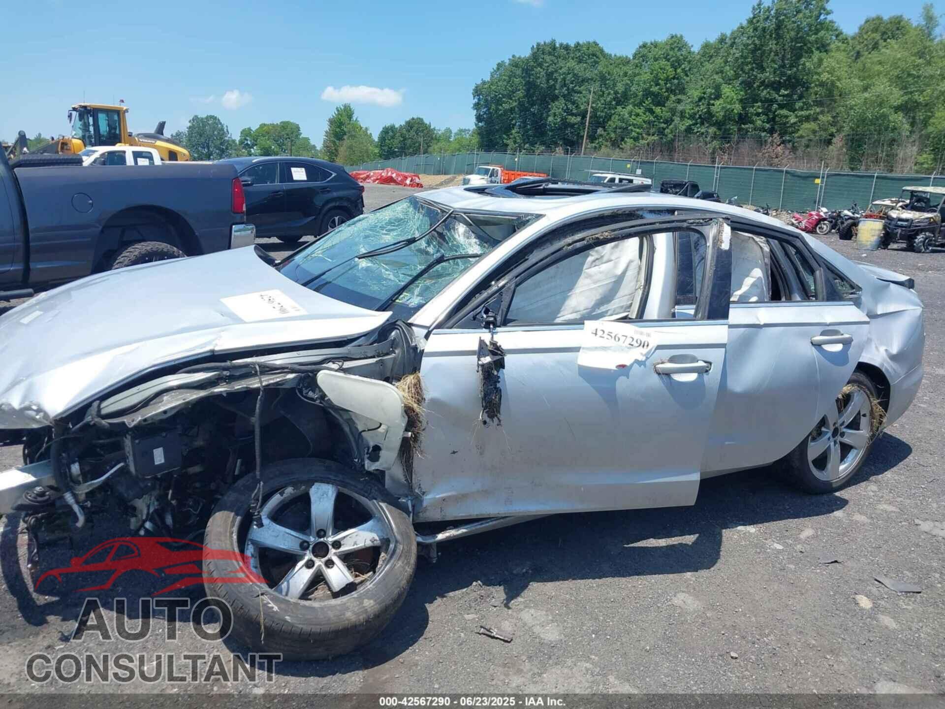 AUDI A6 2012 - WAUBGAFC8CN027091