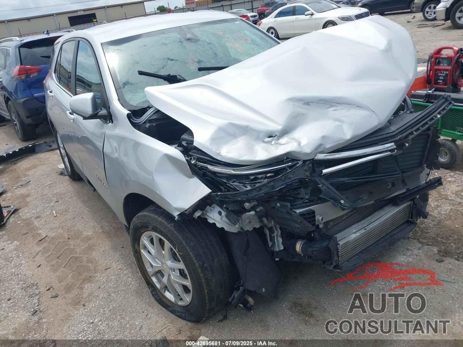 CHEVROLET EQUINOX 2022 - 2GNAXJEVXN6140105