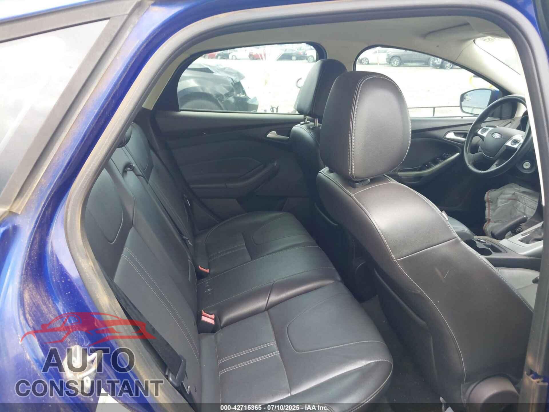 FORD FOCUS 2014 - 1FADP3K27EL455260